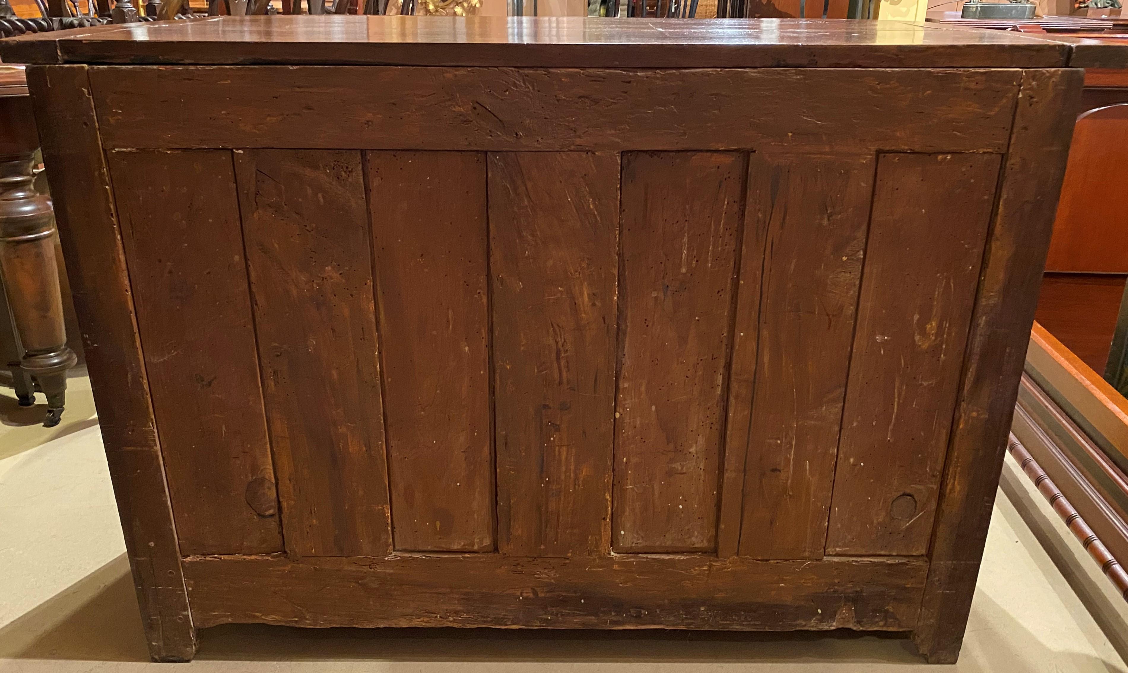 18th Century Provincial Walnut Three Drawer Commode or Chest, French or Canadian For Sale 6