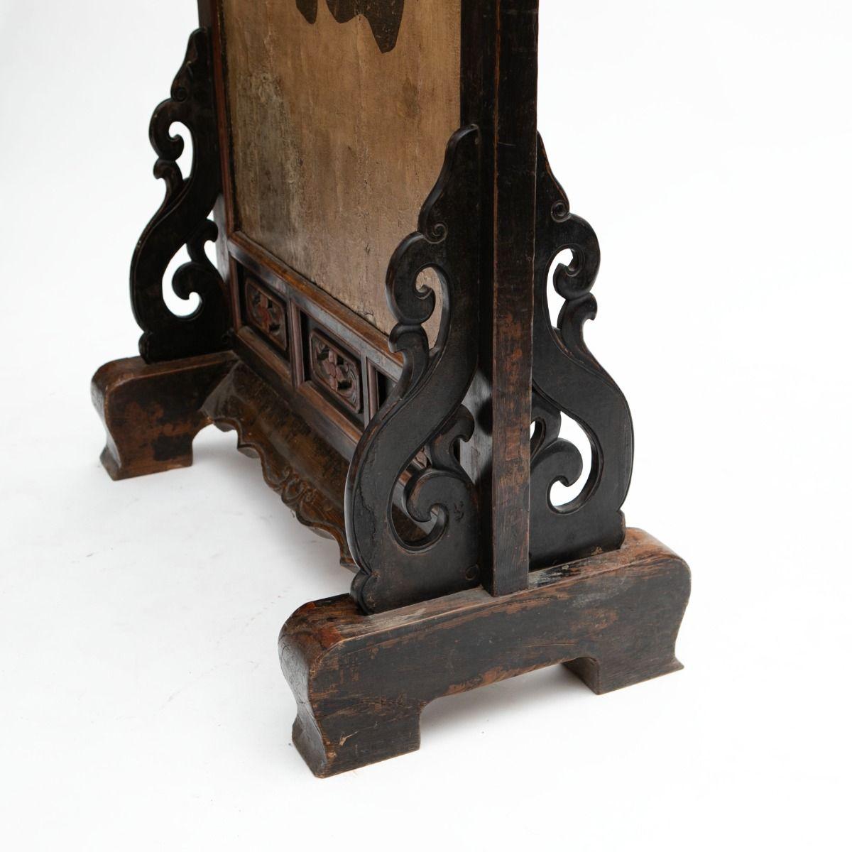 18th Century Qing Dynasty Chinese Lacquer Screen with Calligraphy In Good Condition For Sale In Kastrup, DK