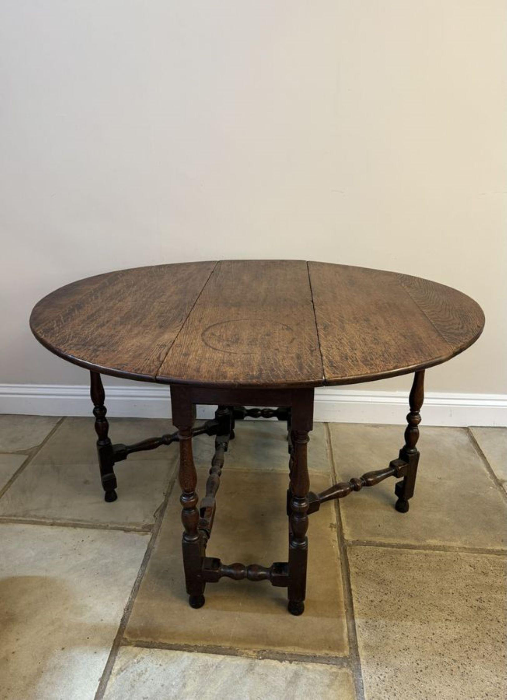 Table de salle à manger à abattant en chêne antique de qualité XVIIIe siècle en vente 3