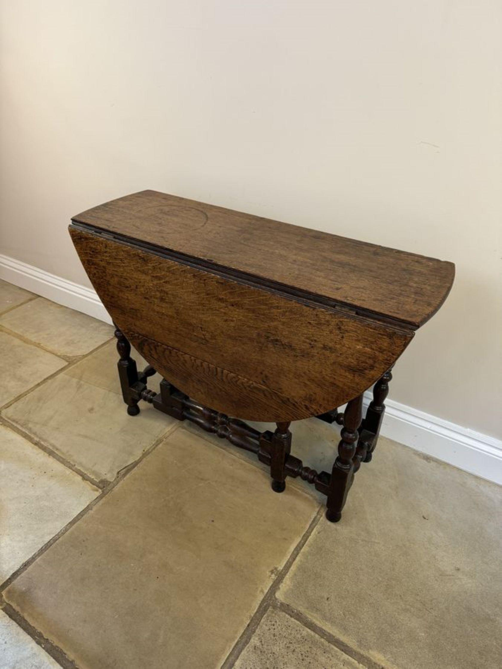 Table de salle à manger à abattant en chêne antique de qualité XVIIIe siècle en vente 5