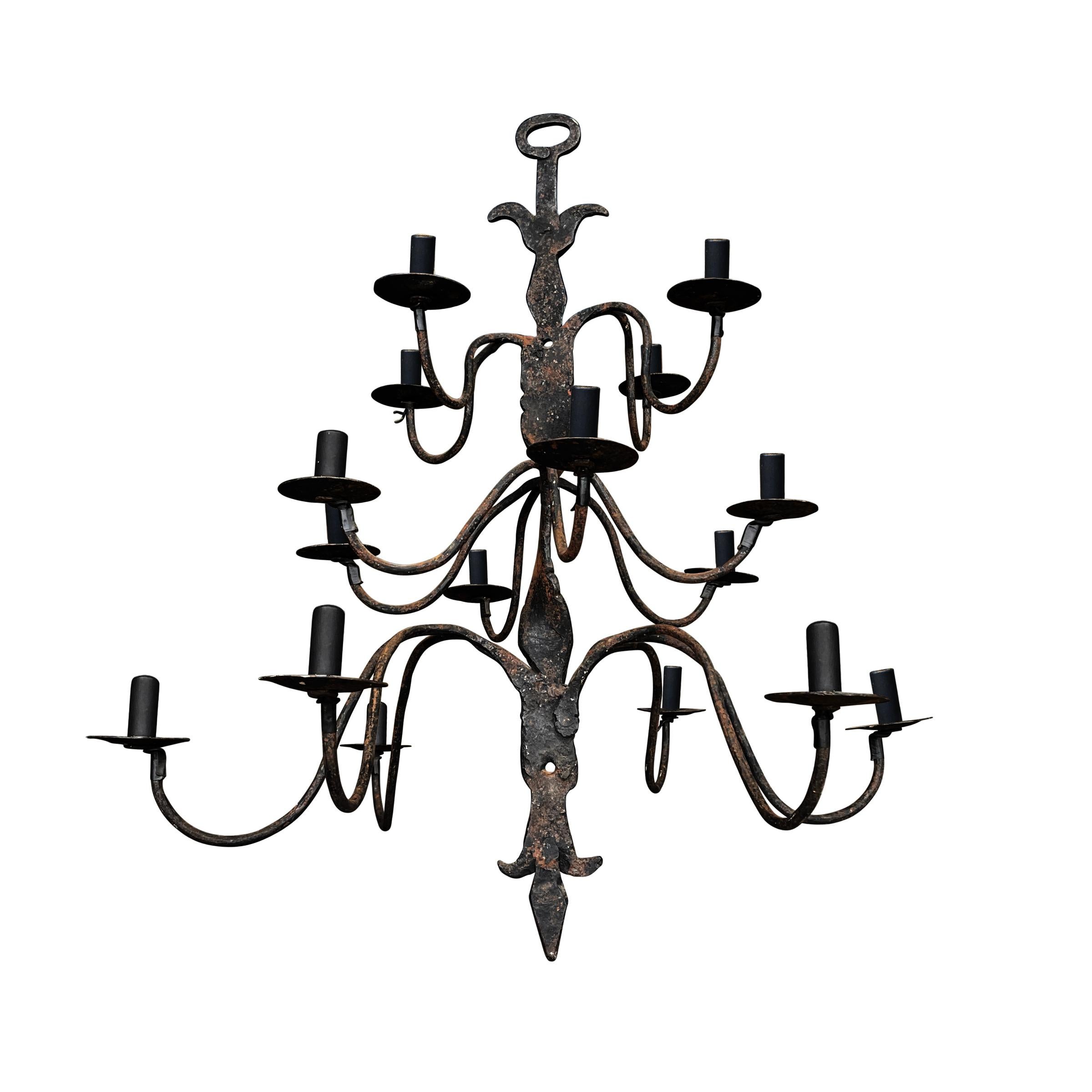 Canadian 18th Century Quebecois Wrought-Iron Sixteen-Arm Chandelier