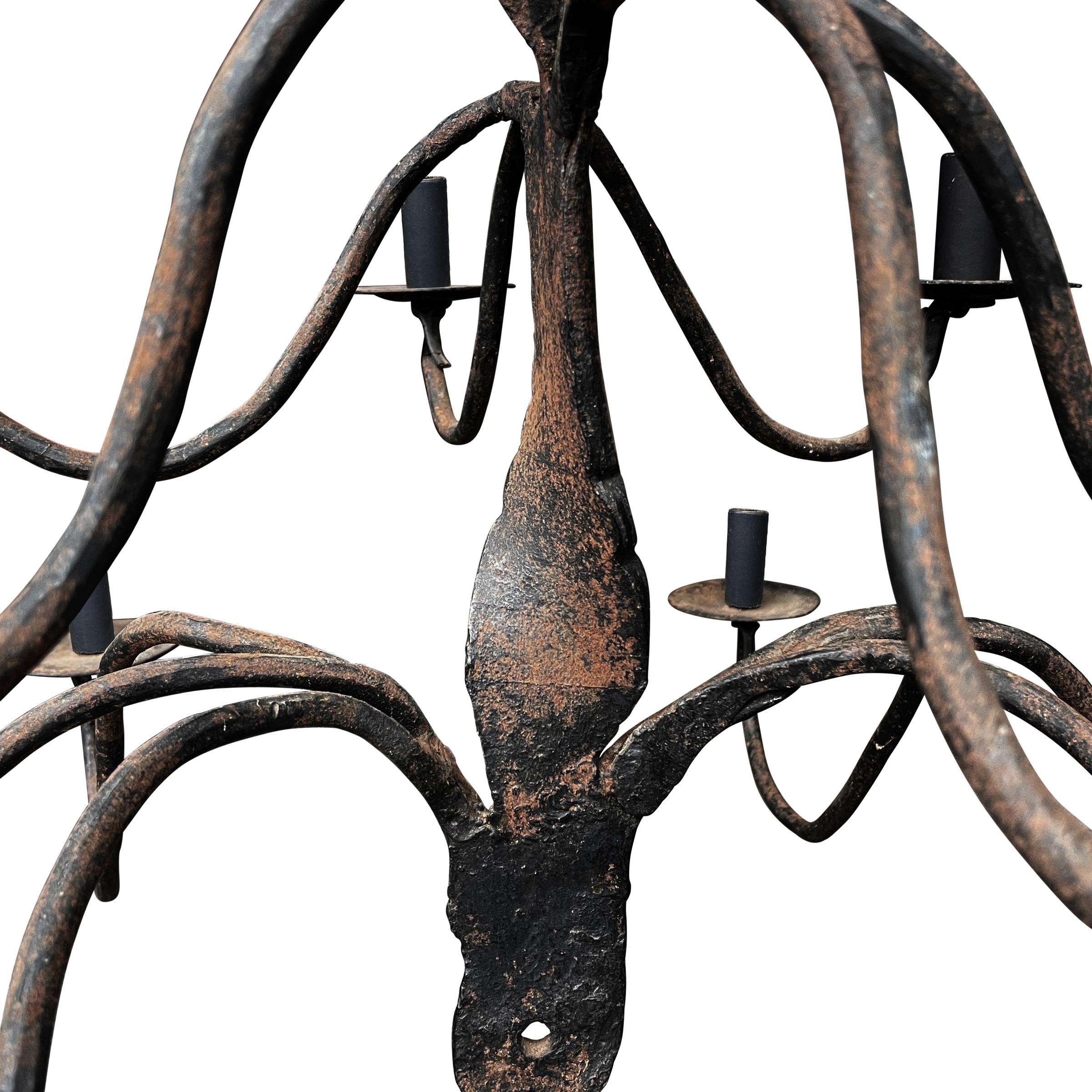 18th Century Quebecois Wrought-Iron Sixteen-Arm Chandelier 2