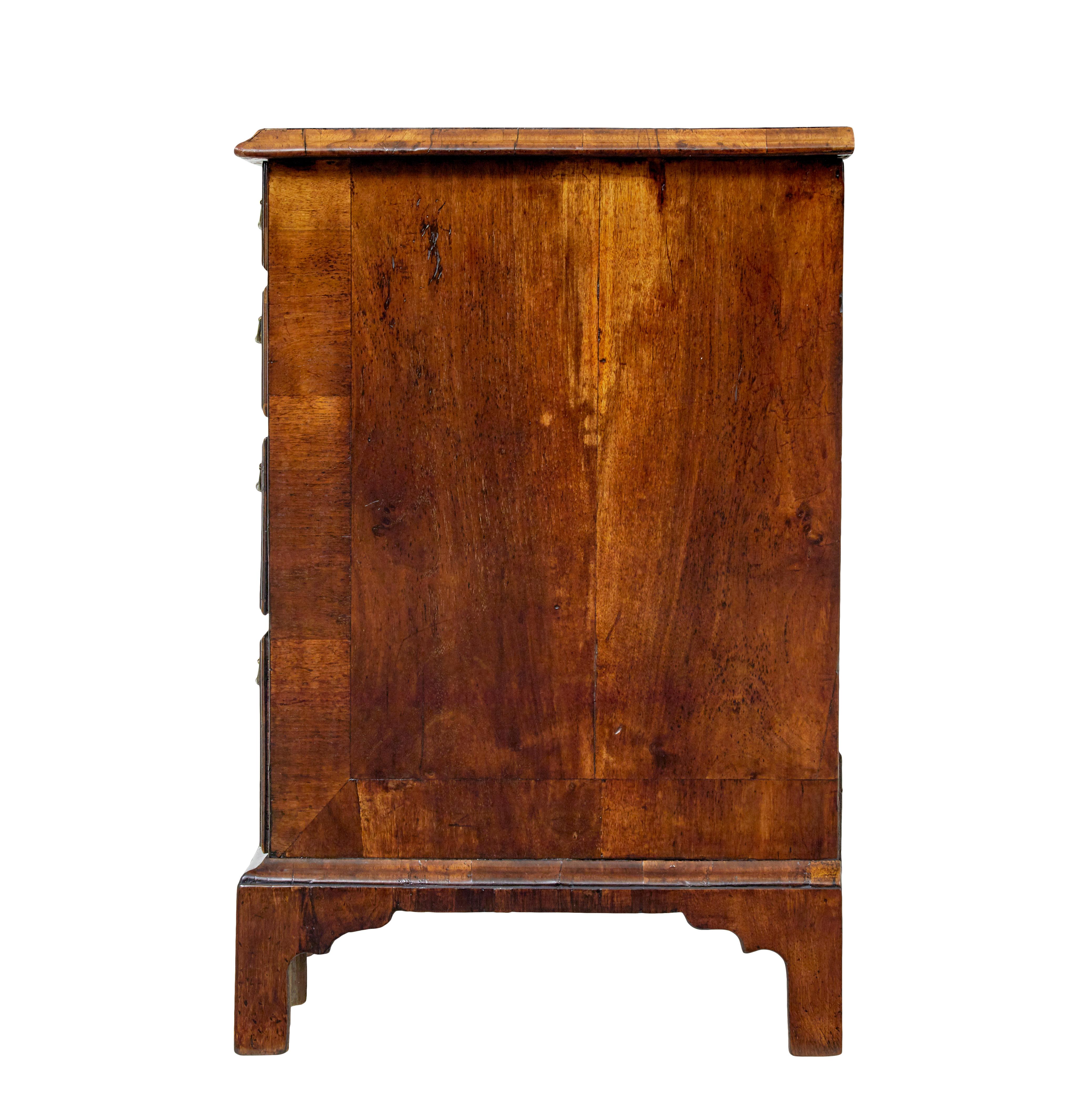 18th century Queen Anne and later walnut knee hole desk For Sale 3