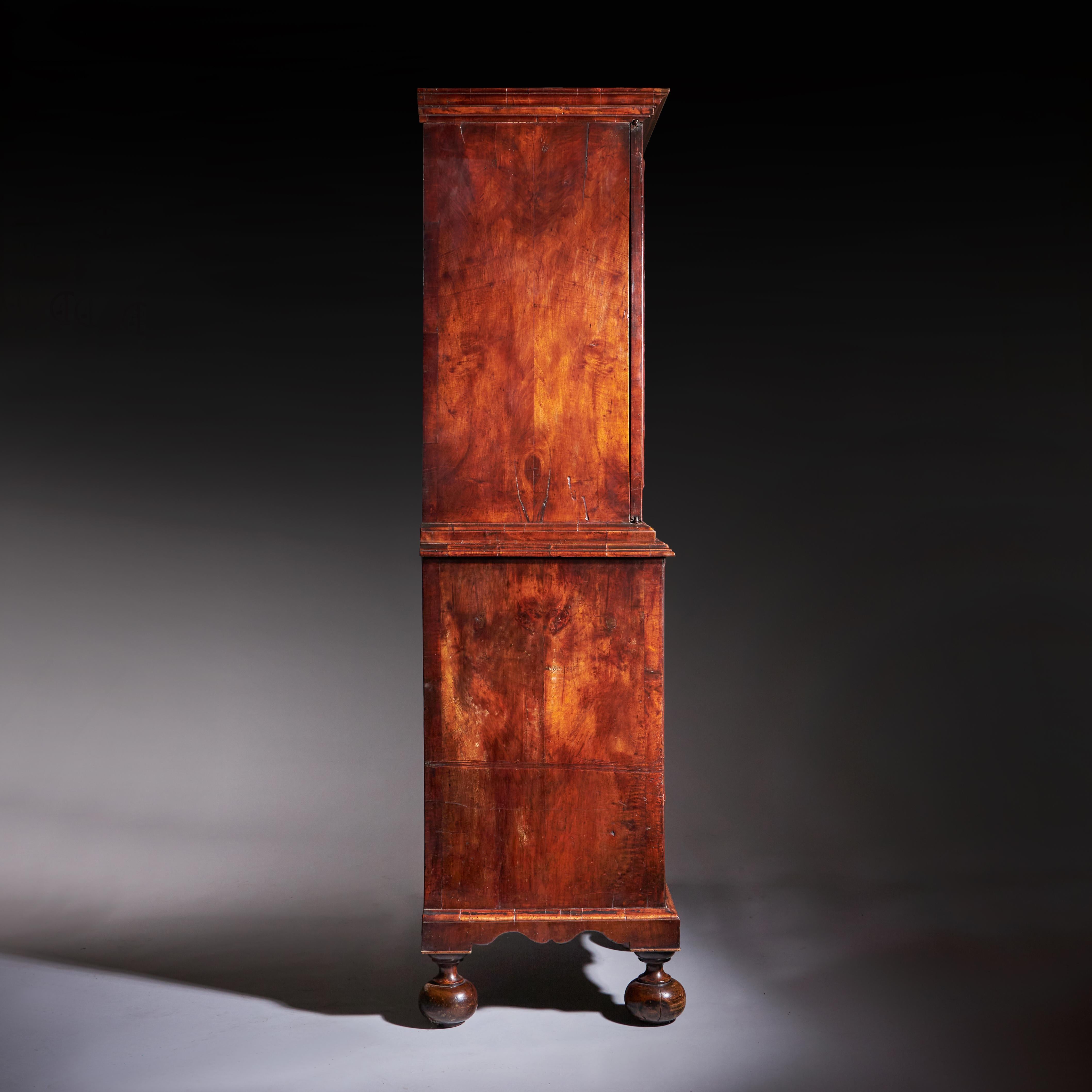 18th Century Queen Anne Burr Walnut mirrored Cabinet on Chest, Circa 1705-1715 For Sale 10