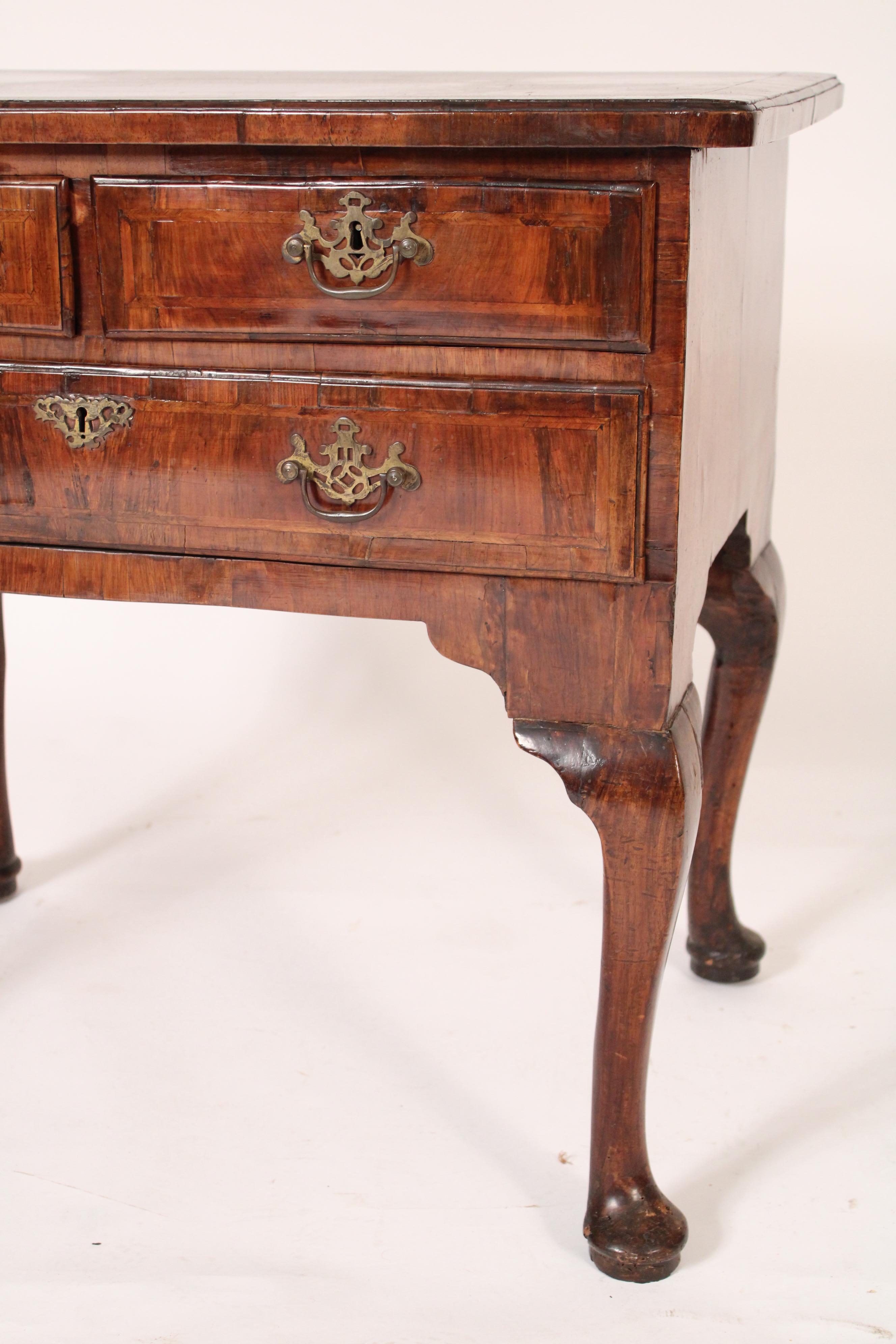 18th Century Queen Anne Lowboy For Sale 1