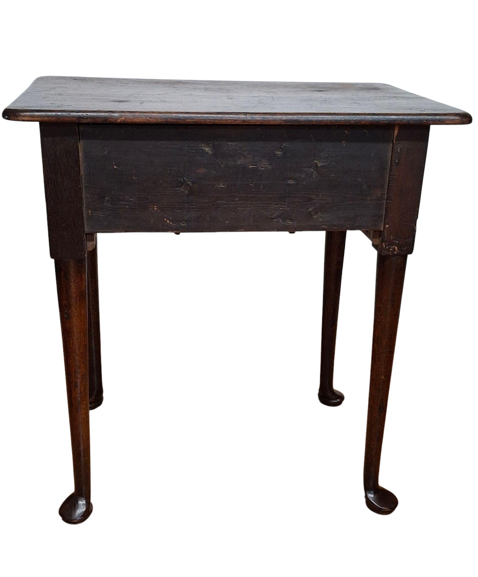 Lowboy en Oak Queen Anne du 18e siècle Bon état - En vente à San Francisco, CA