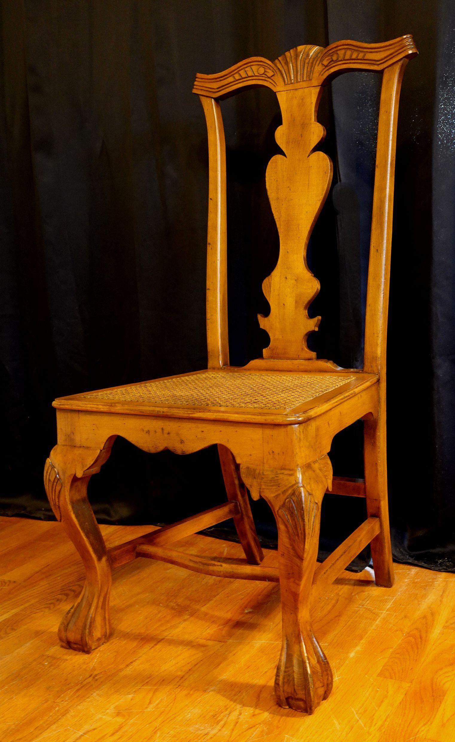 18th Century Queen Anne Period Walnut Single Chair with Caned Seat 12