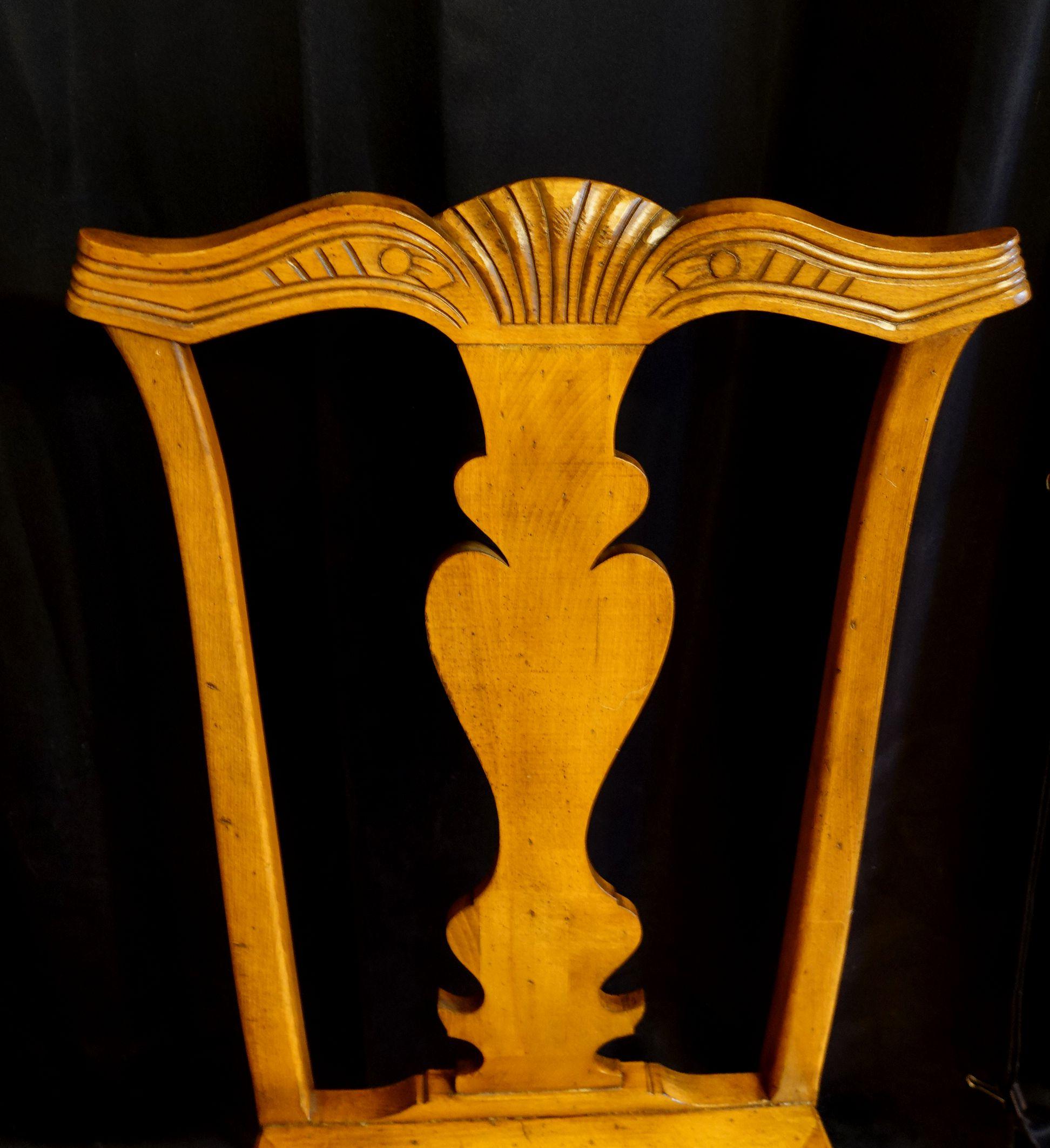 Hand-Carved 18th Century Queen Anne Period Walnut Single Chair with Caned Seat