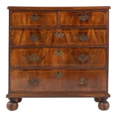 18th Century Queen Anne Walnut Chest of Drawers