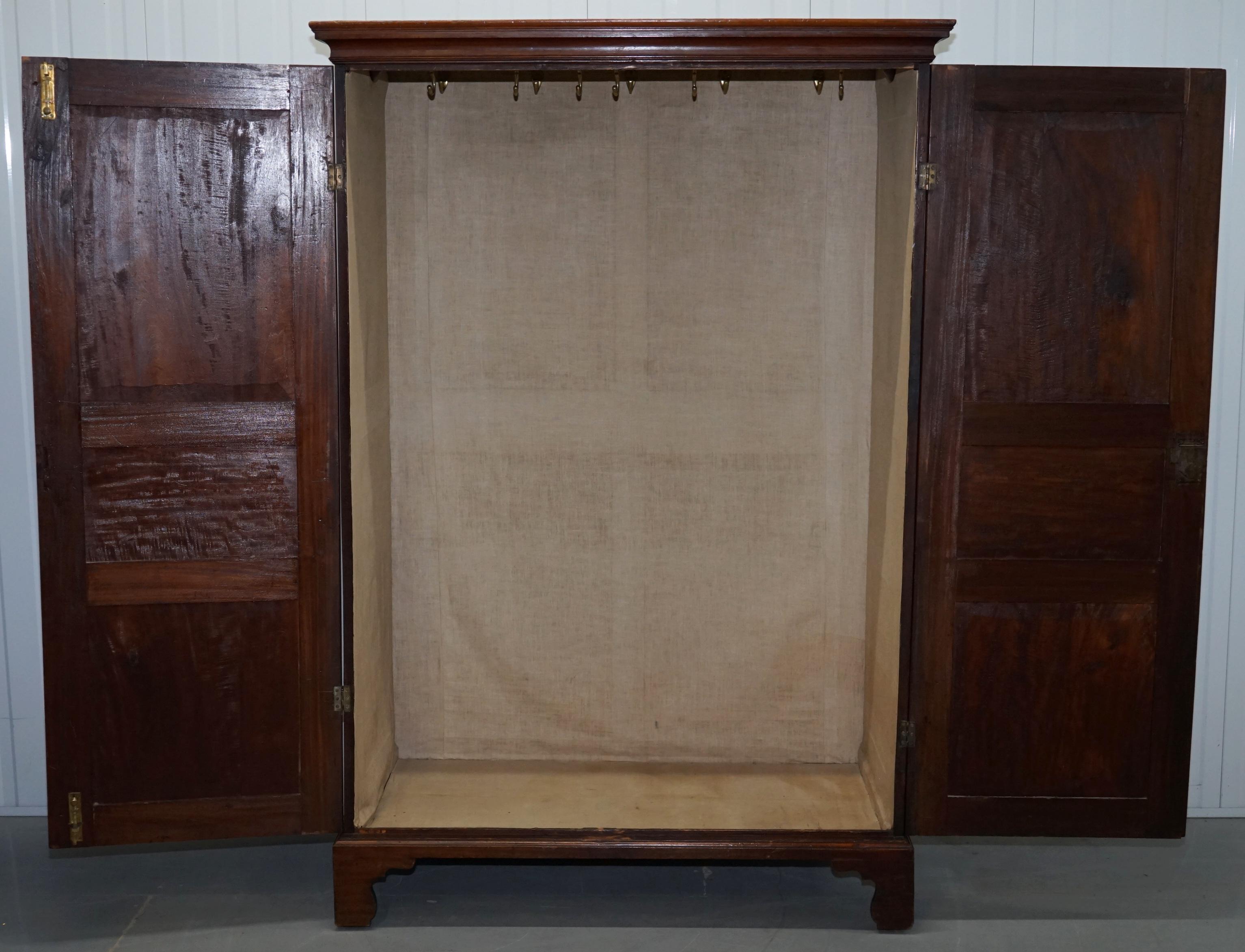 18th Century Rare Georgian, circa 1780 Panelled Mahogany Wardrobe Stunning Find 3