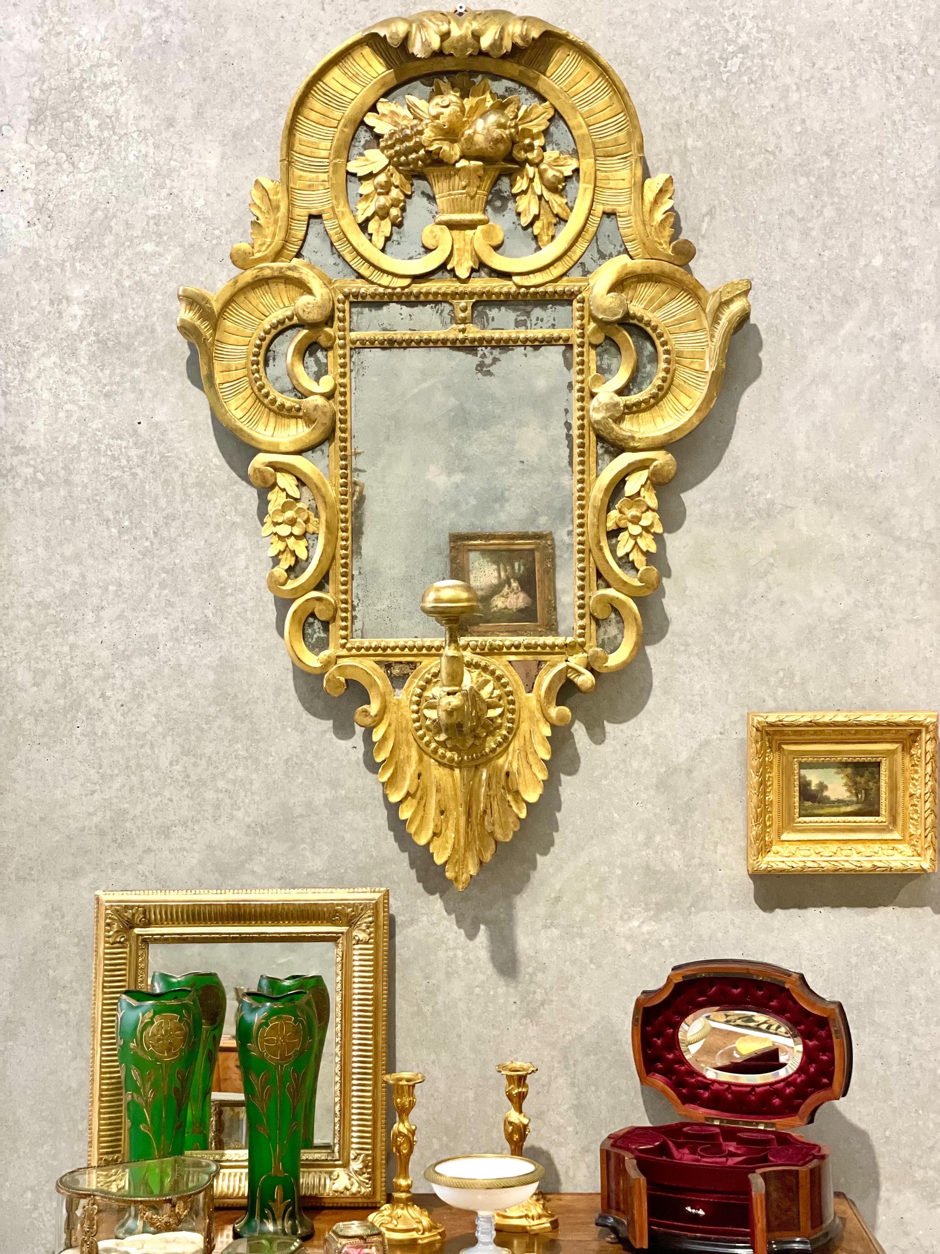 18th Century Rare Giltwood Parcloses Mirror with Wig Stand Arm For Sale 5