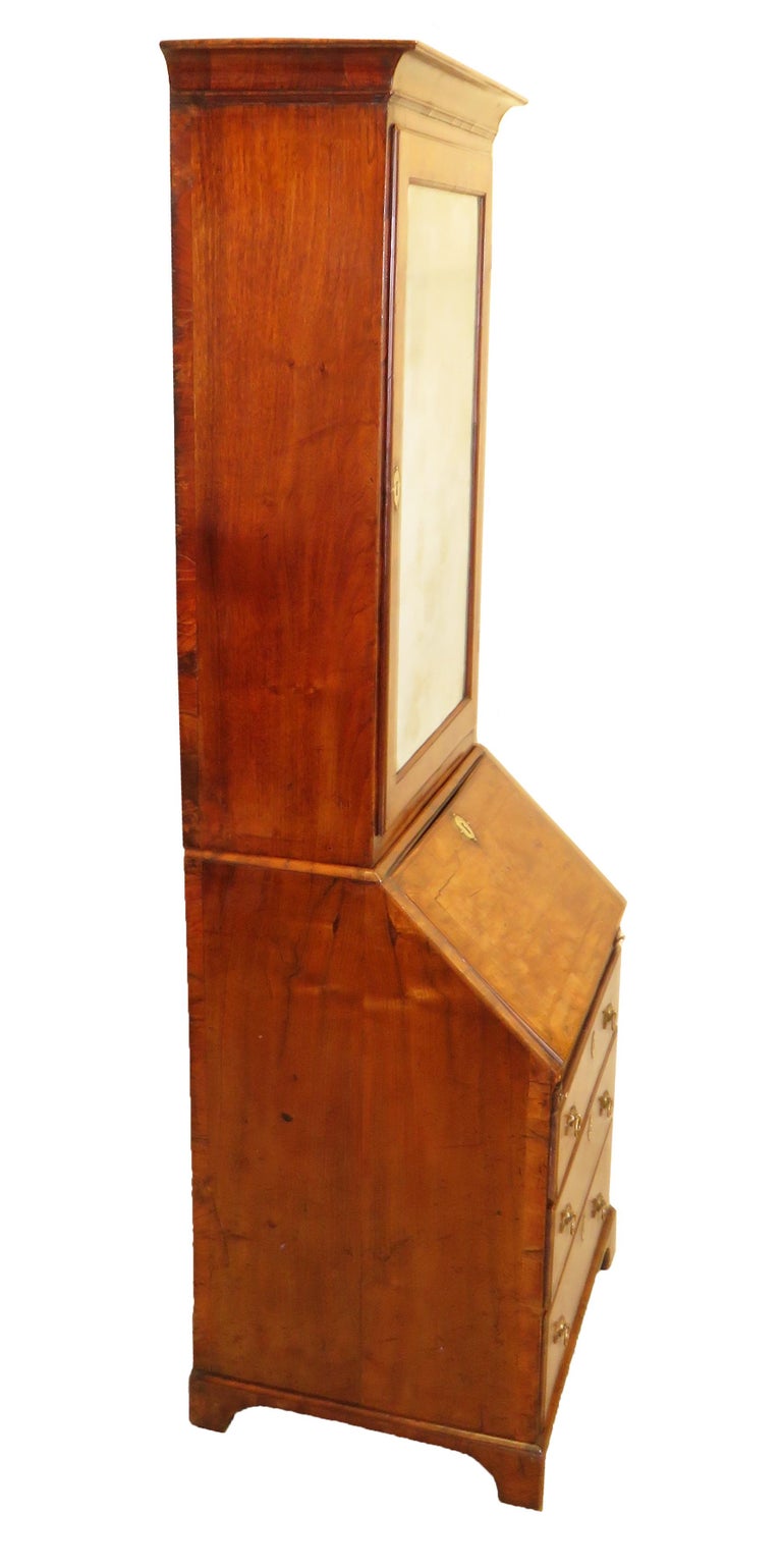 18th Century Rare Small Georgian Walnut Bureau Bookcase For Sale 1
