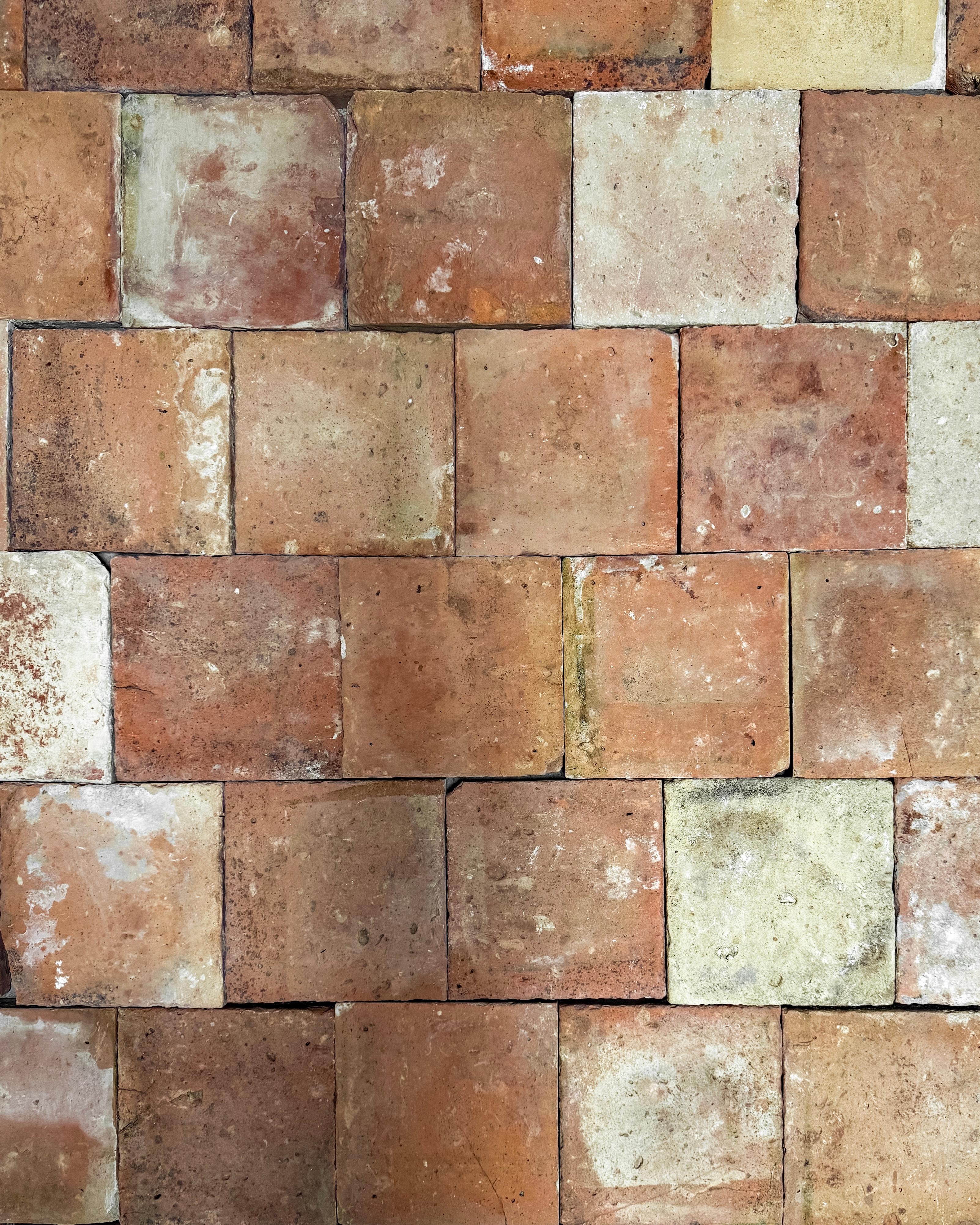 Piastrelle in terracotta francese recuperate del XVIII secolo, 68 SF in vendita 9