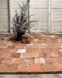 Piastrelle in terracotta francese recuperate del XVIII secolo, 68 SF