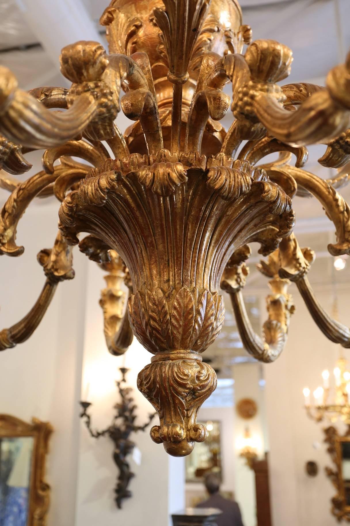 18th Century Recreation Hand-Carved Chandelier in Gold Gilt 12-Light One Tier For Sale 1