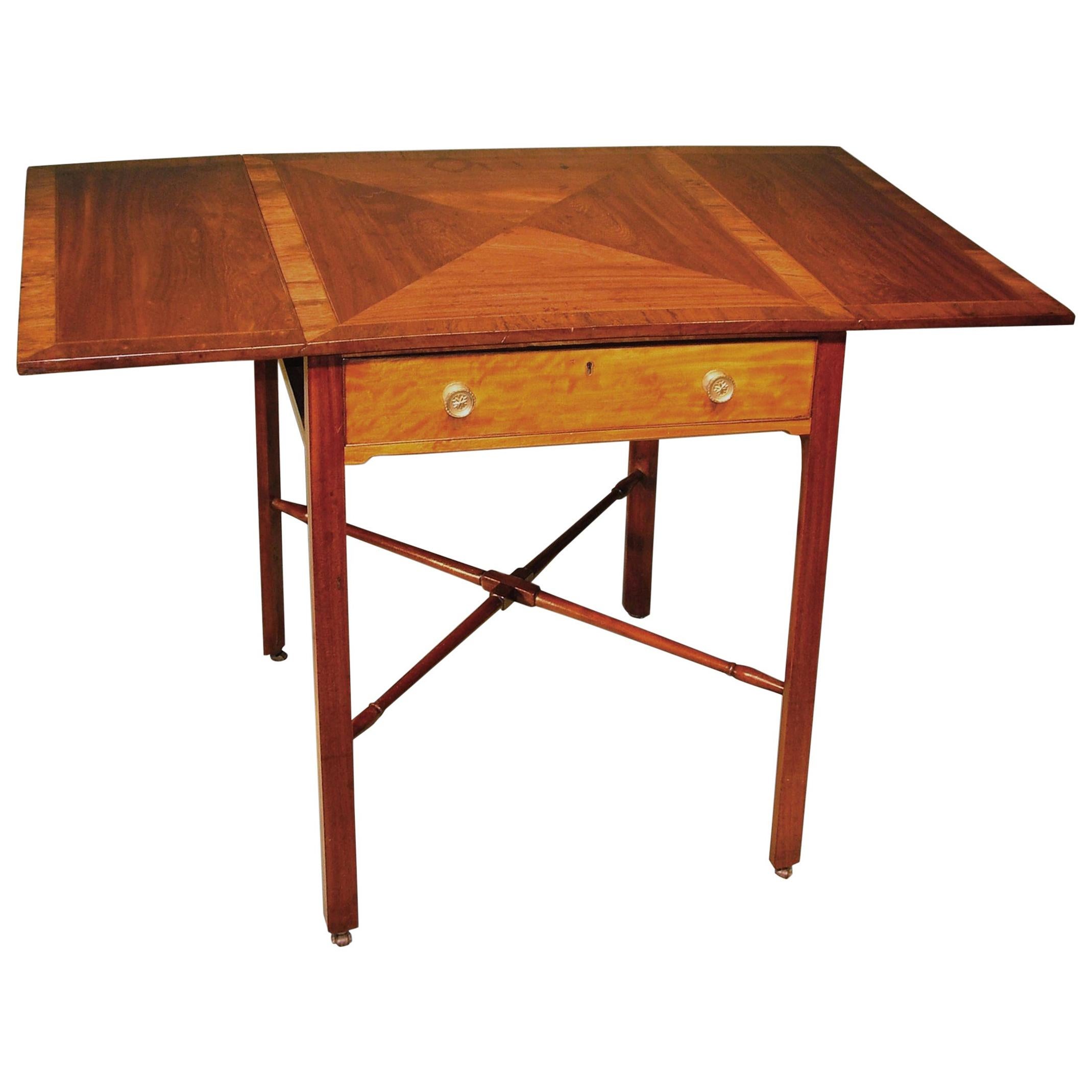 18th Century Rectangular Mahogany Pembroke Table For Sale