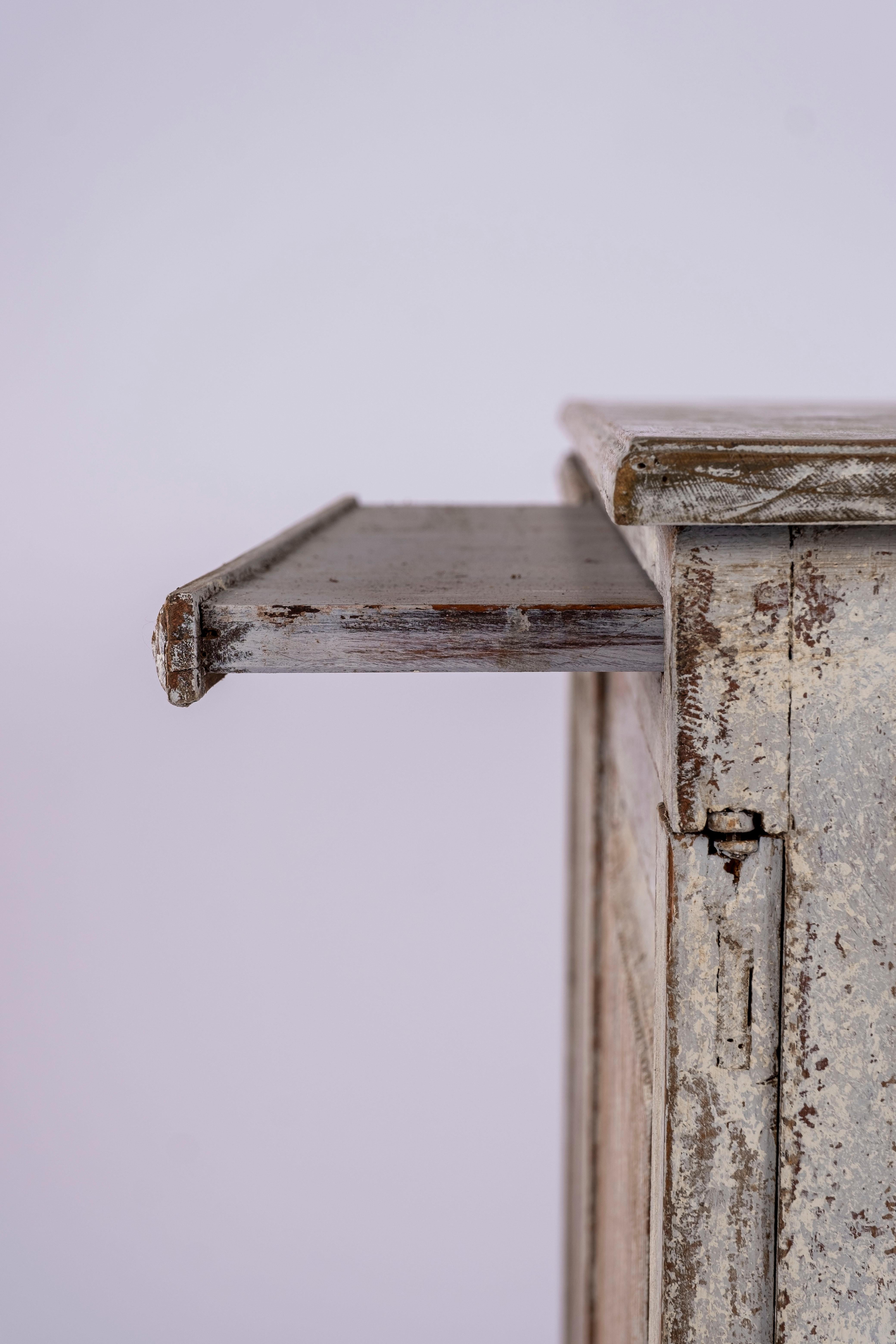 18th Century Reeded Door Gustavian Buffet 3