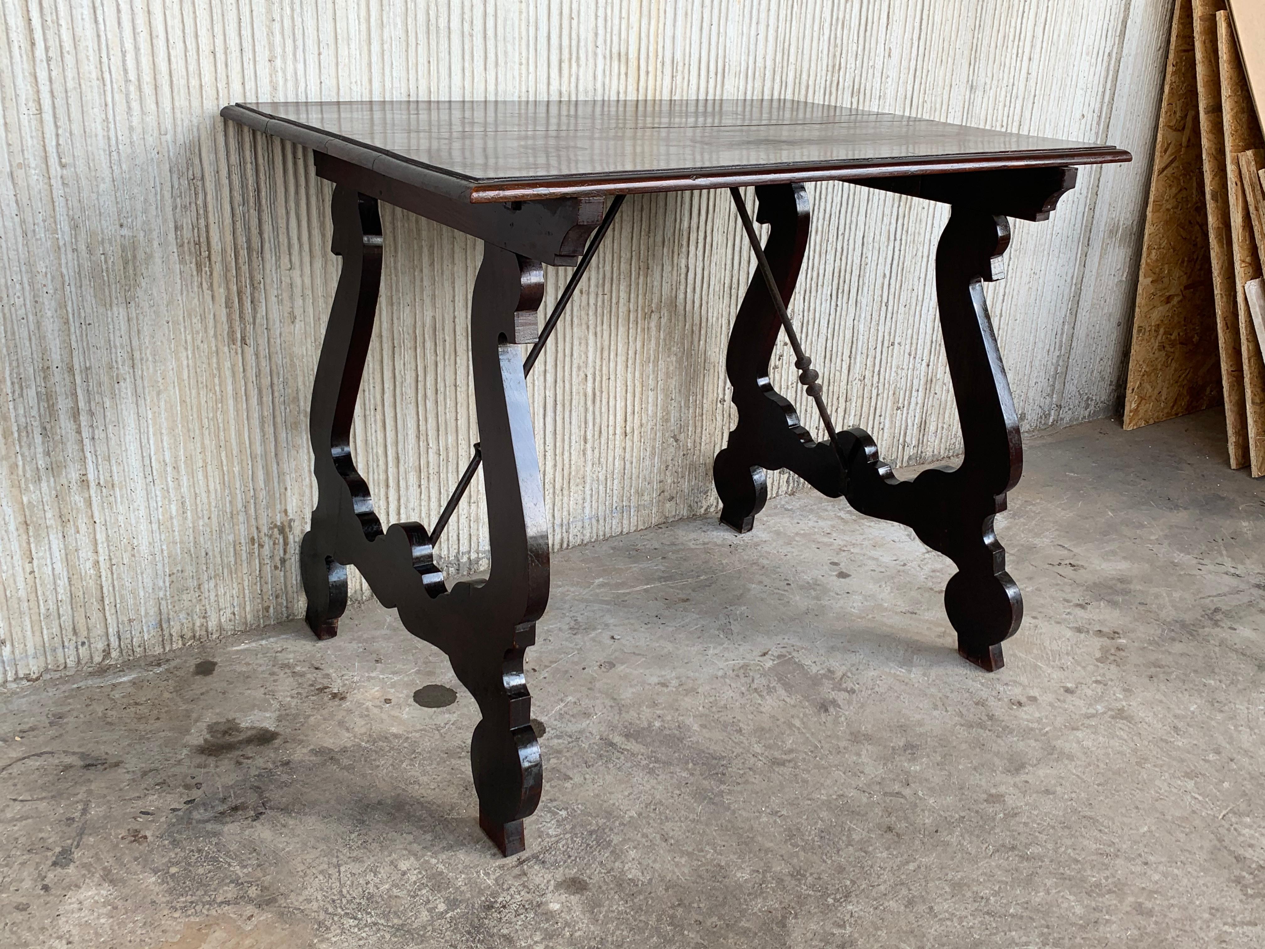 Baroque 18th Century Refectory Spanish Table with Lyre Legs and Iron Stretcher For Sale