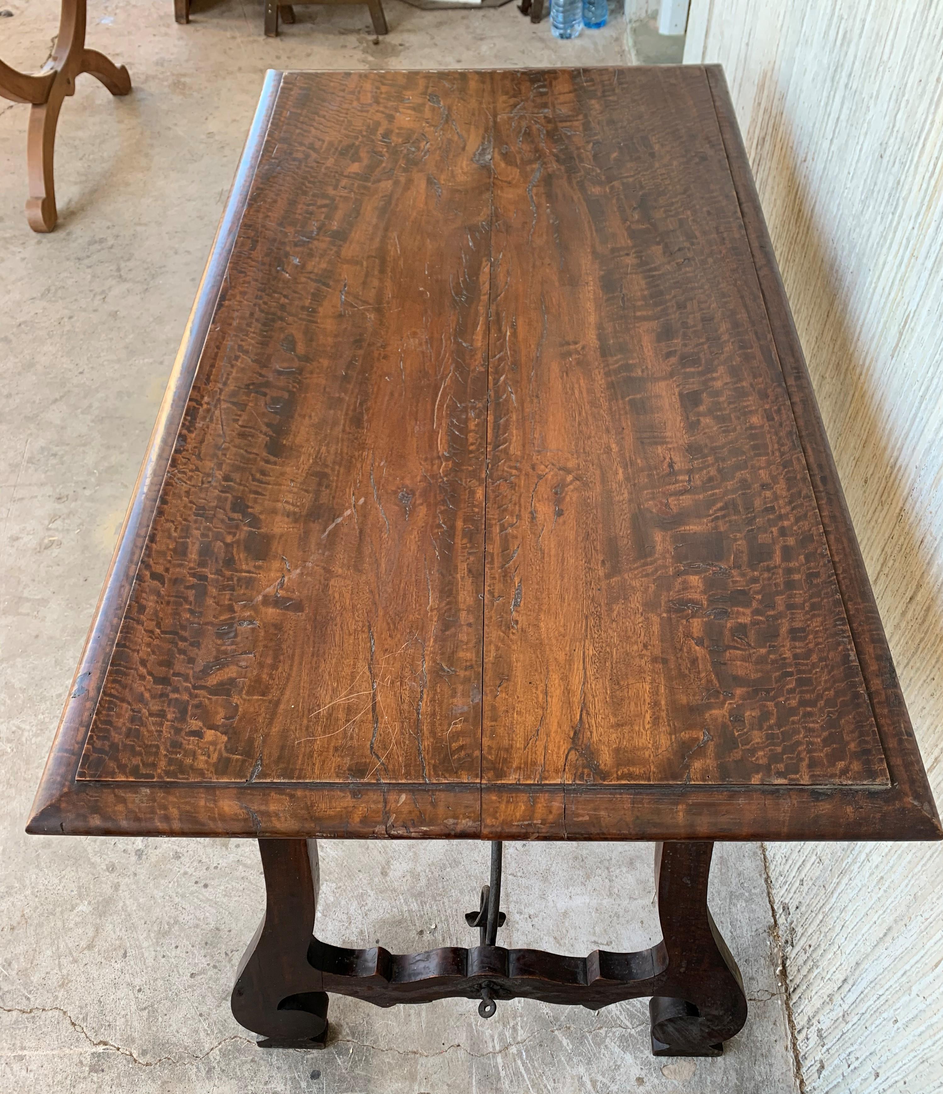 18th Century Refectory Spanish Table with Lyre Legs and Iron Stretch For Sale 1