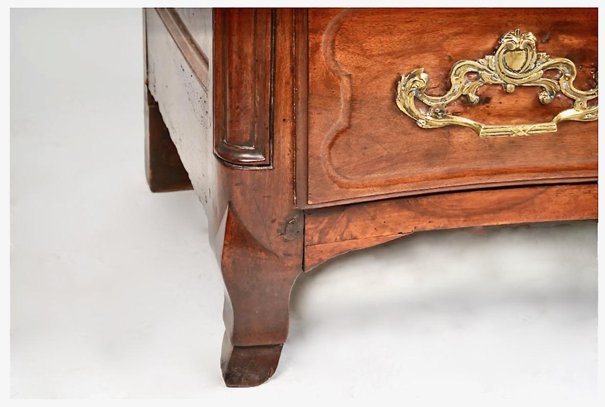 Early 18th Century 18th Century Regence Provincial Commode For Sale