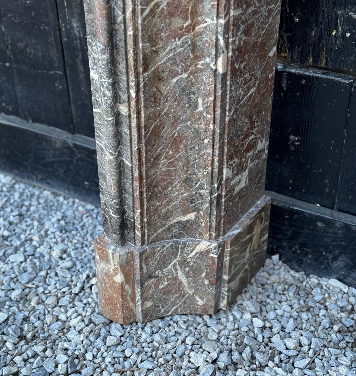 18th Century Regence Grey Marble Mantel From the Ardennes For Sale 6