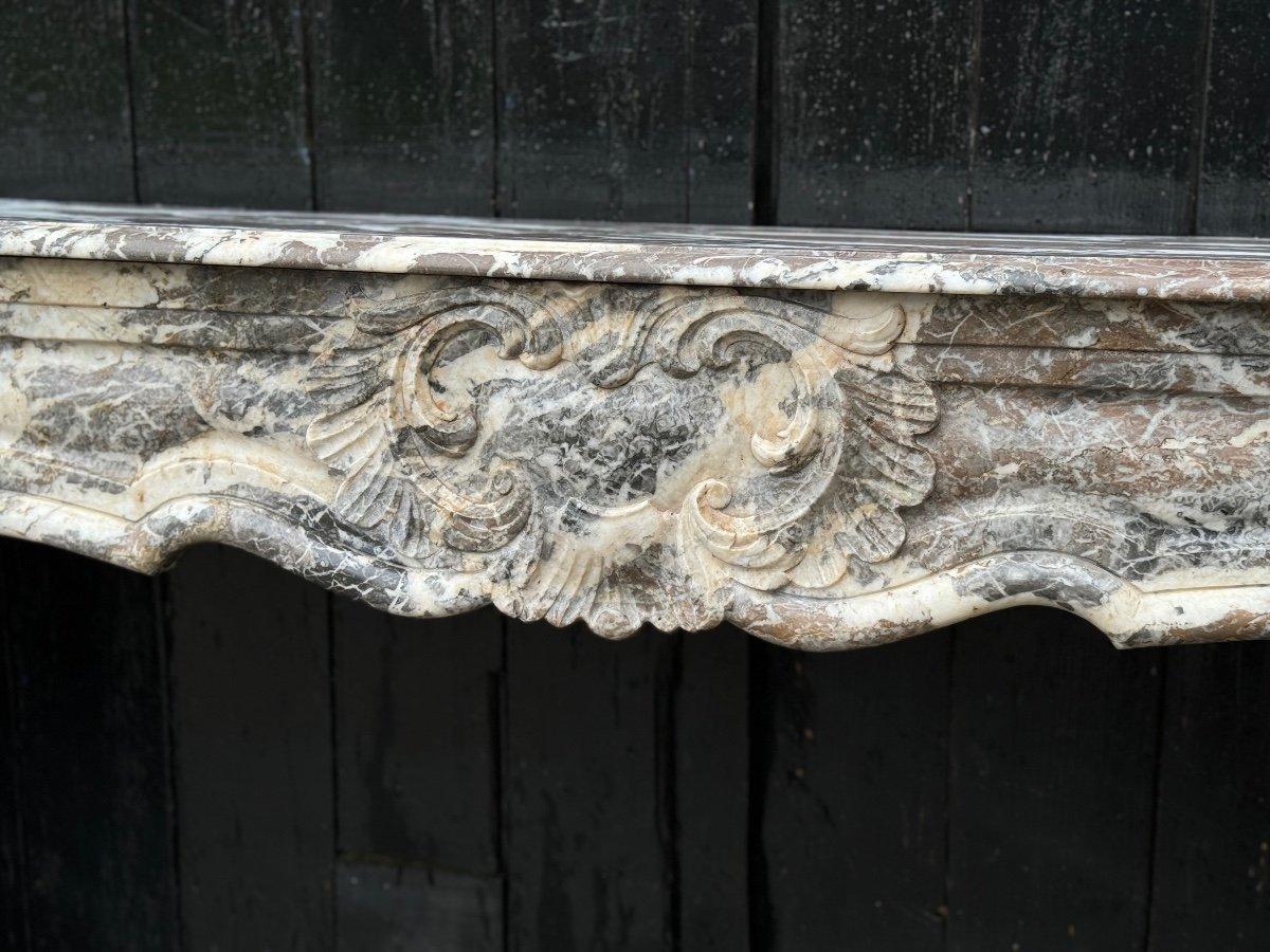 18th Century Regence Grey Marble Mantel From the Ardennes For Sale 1