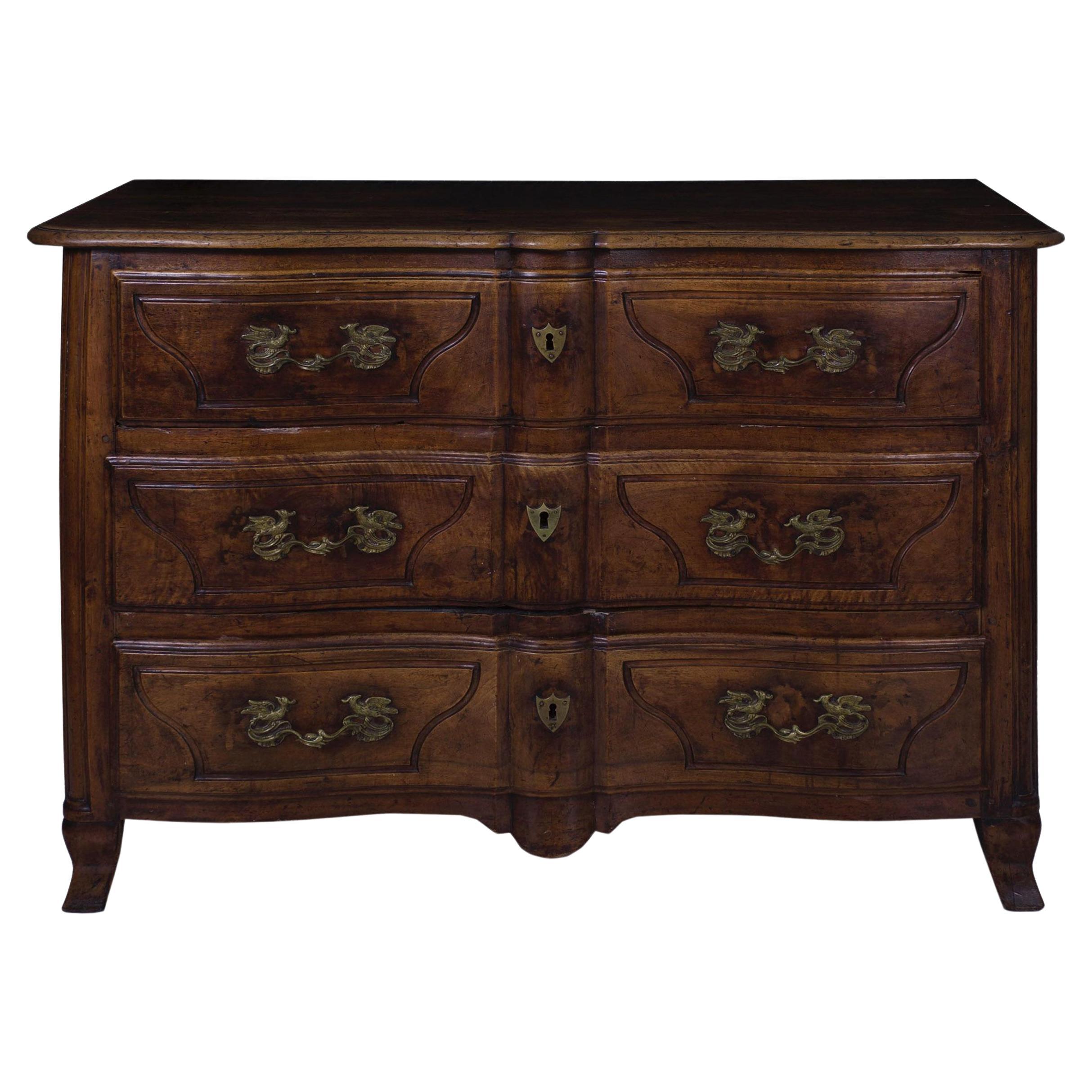 18th Century Regencé Period Walnut Commode Chest of Drawers, circa 1730-1750 For Sale