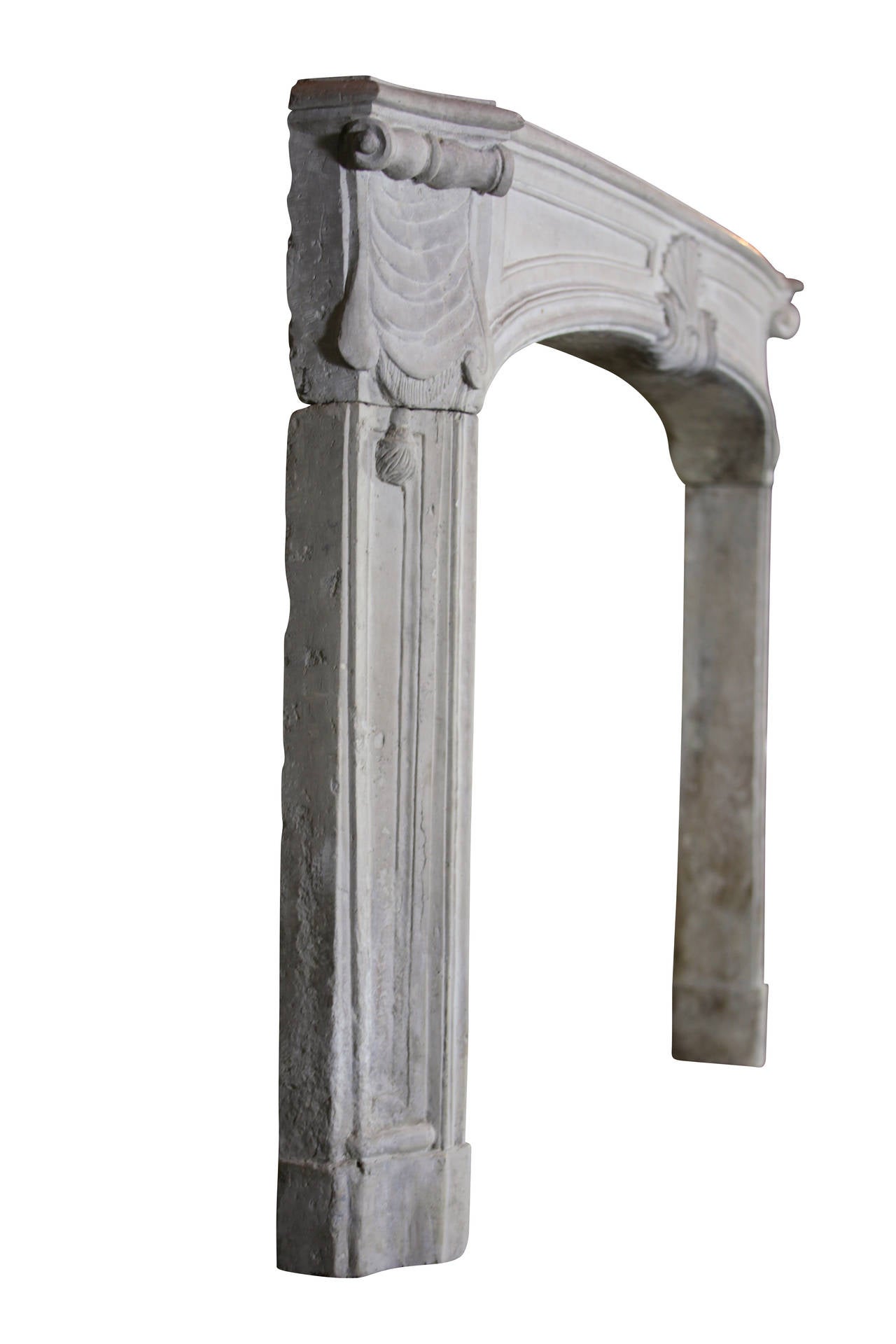 Revestimiento de chimenea de piedra caliza clásica de la Regencia del siglo XVIII Antique French en venta 6