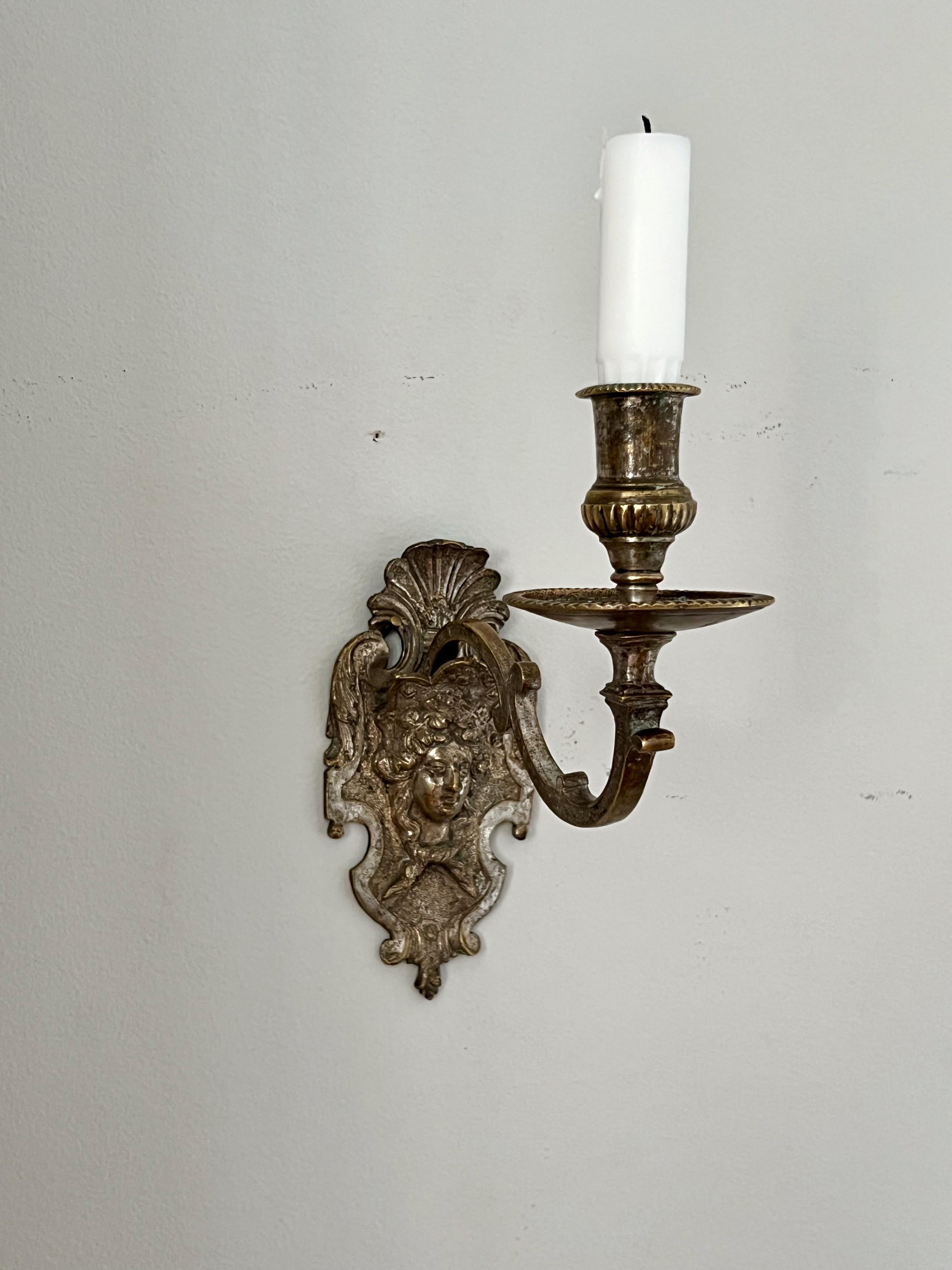 French 18th Century Regency Argent Haché Bronze Wall Sconce For Sale