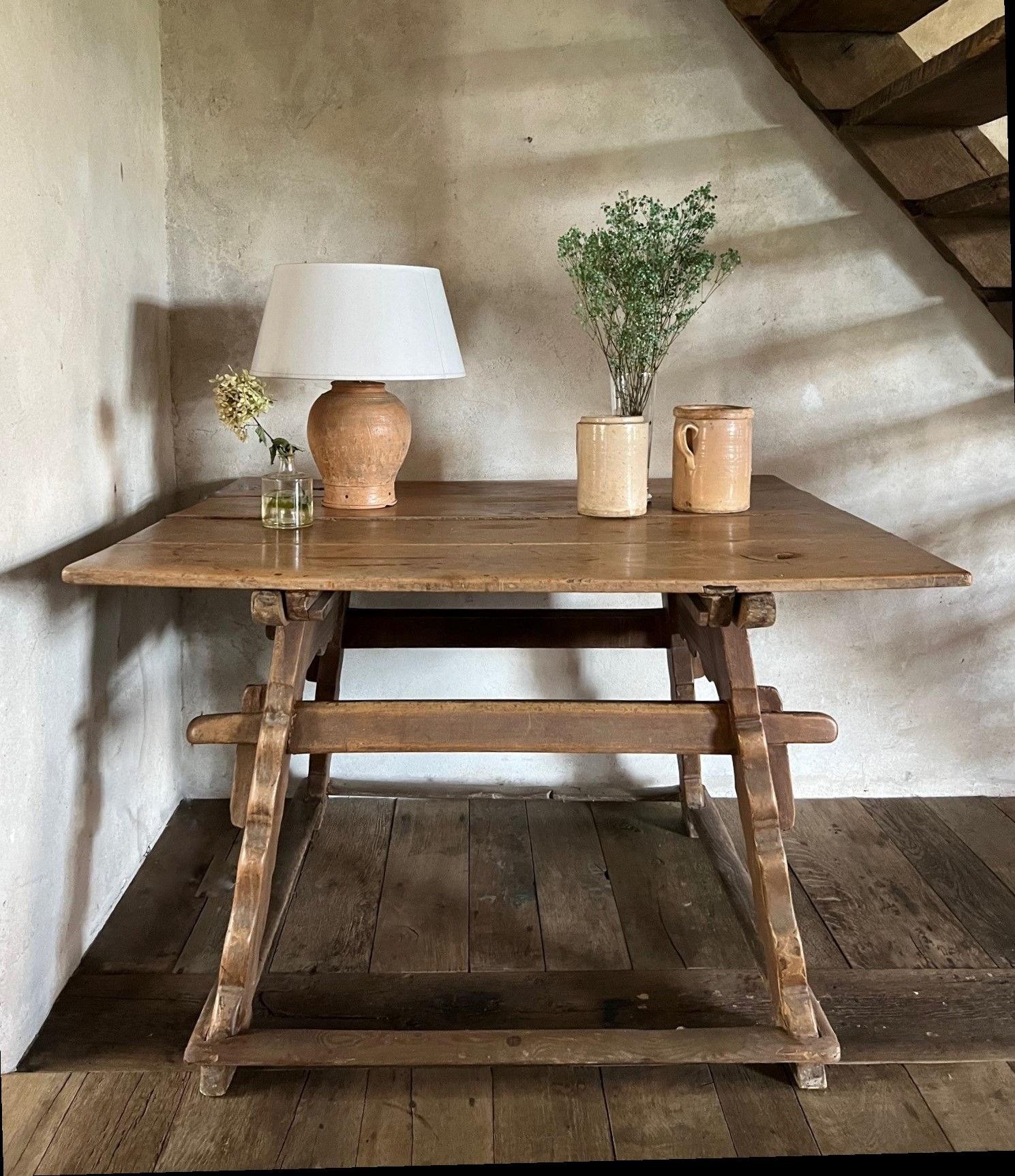 Austrian 18th Century Renting Table For Sale
