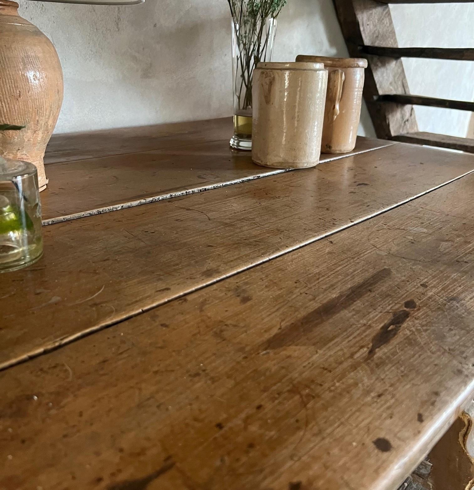 18th Century Renting Table For Sale 3