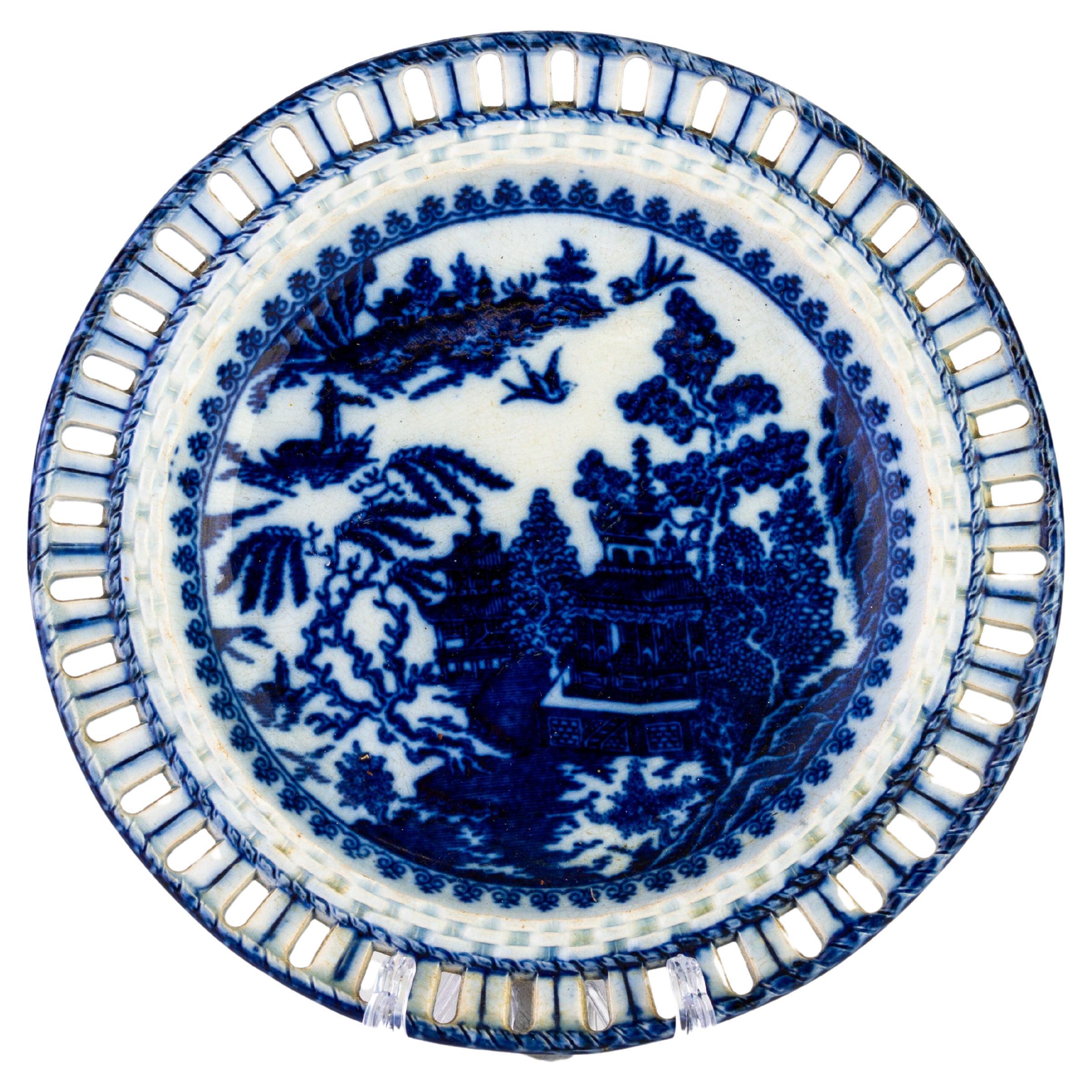 18th Century Reticulated Pearlware Creamware Plate with Chinese Landscape For Sale