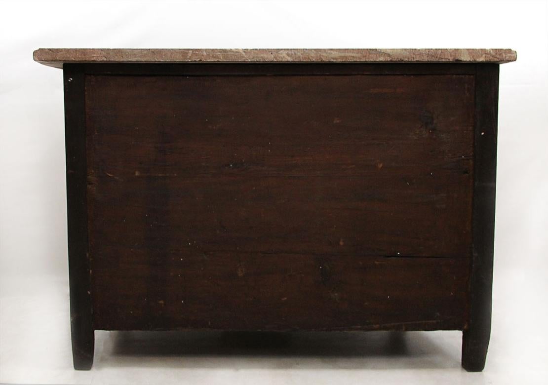 18th Century Rocaille Curved Commode/Chest with Royal Red Marble Top In Good Condition For Sale In EVREUX, FR