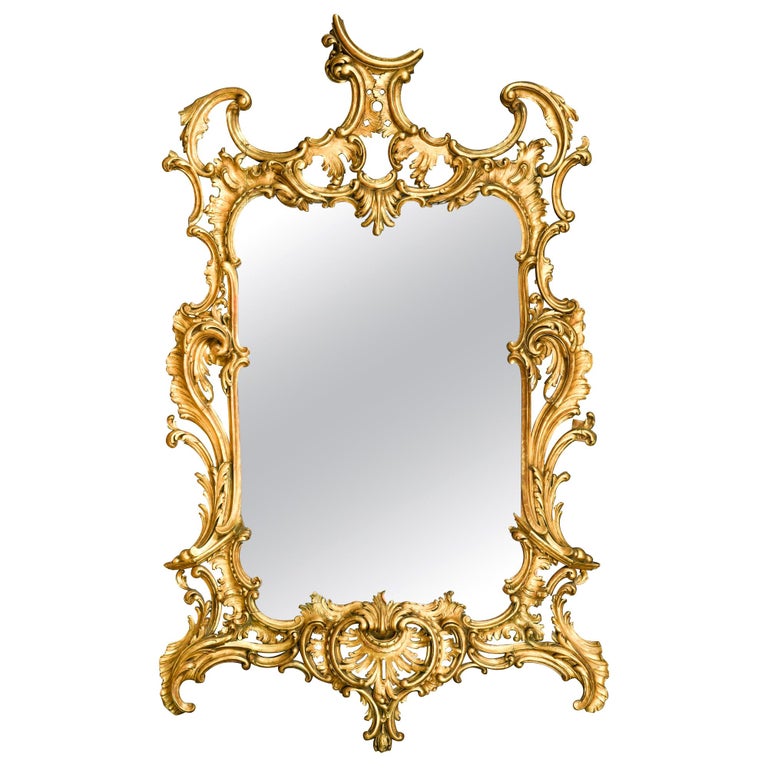 18th Century Rococo Carved Giltwood Mirror For Sale