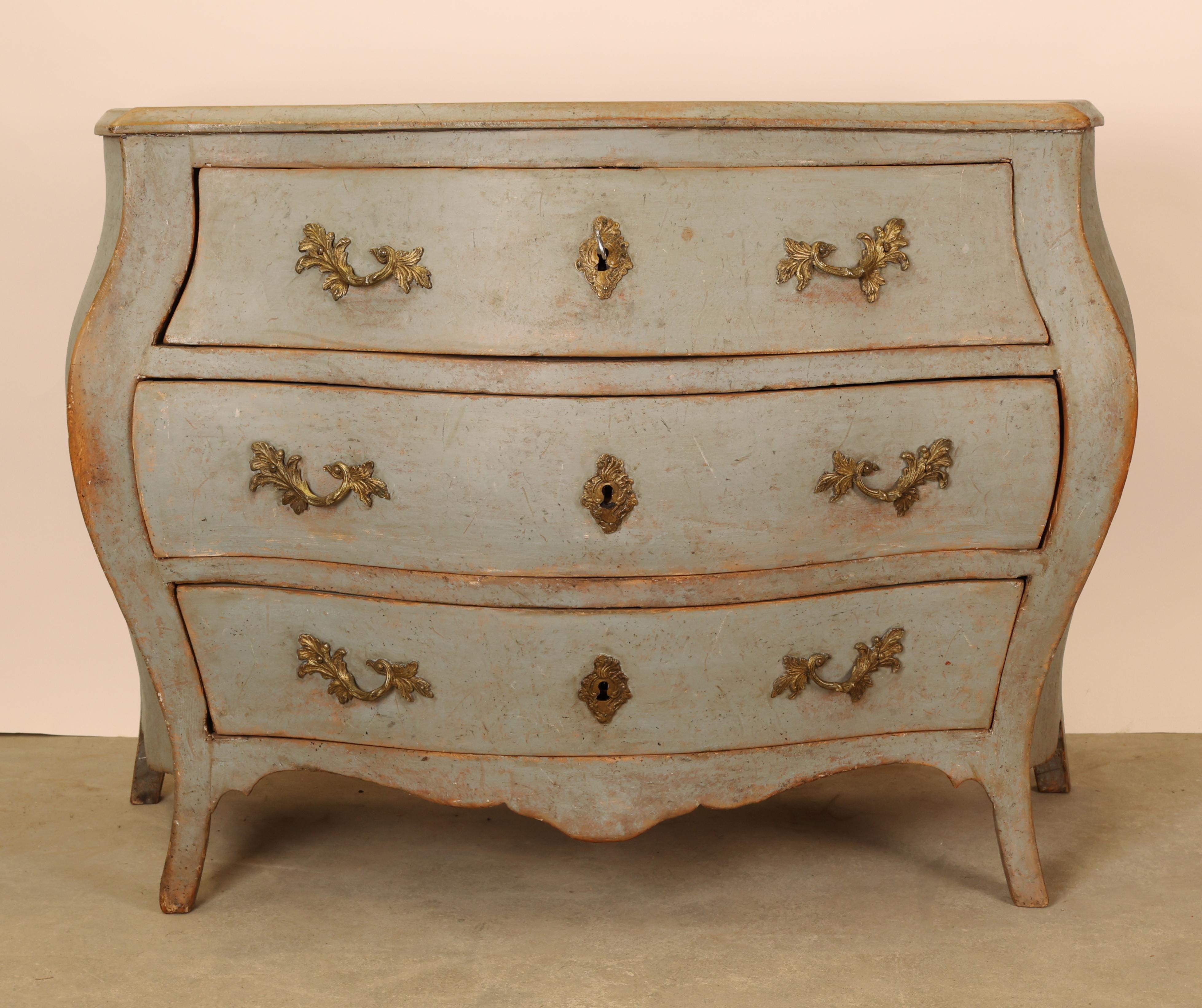 Commode rococò del XVIII secolo in vendita 2