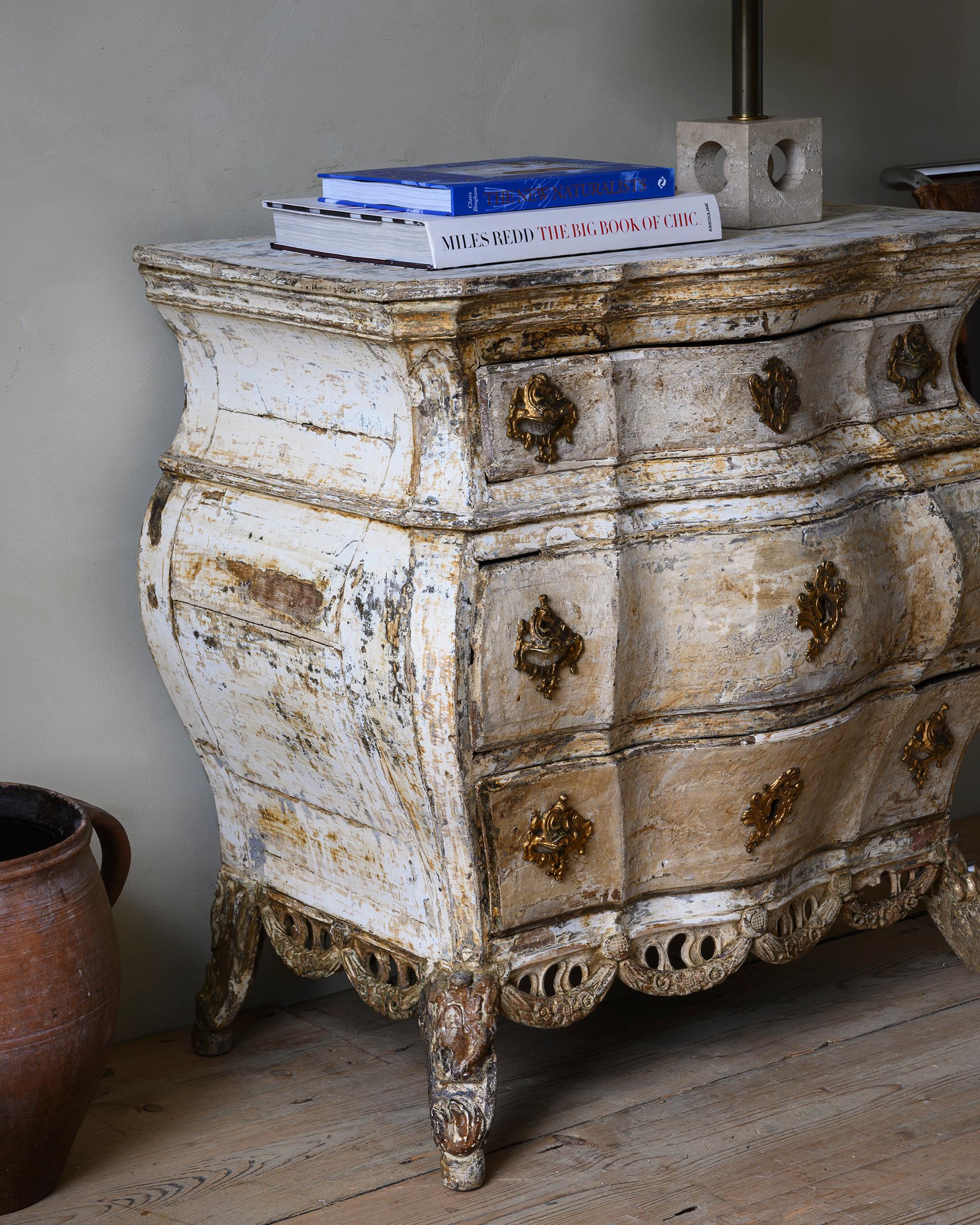 18th Century and Earlier 18th Century Rococo Commode