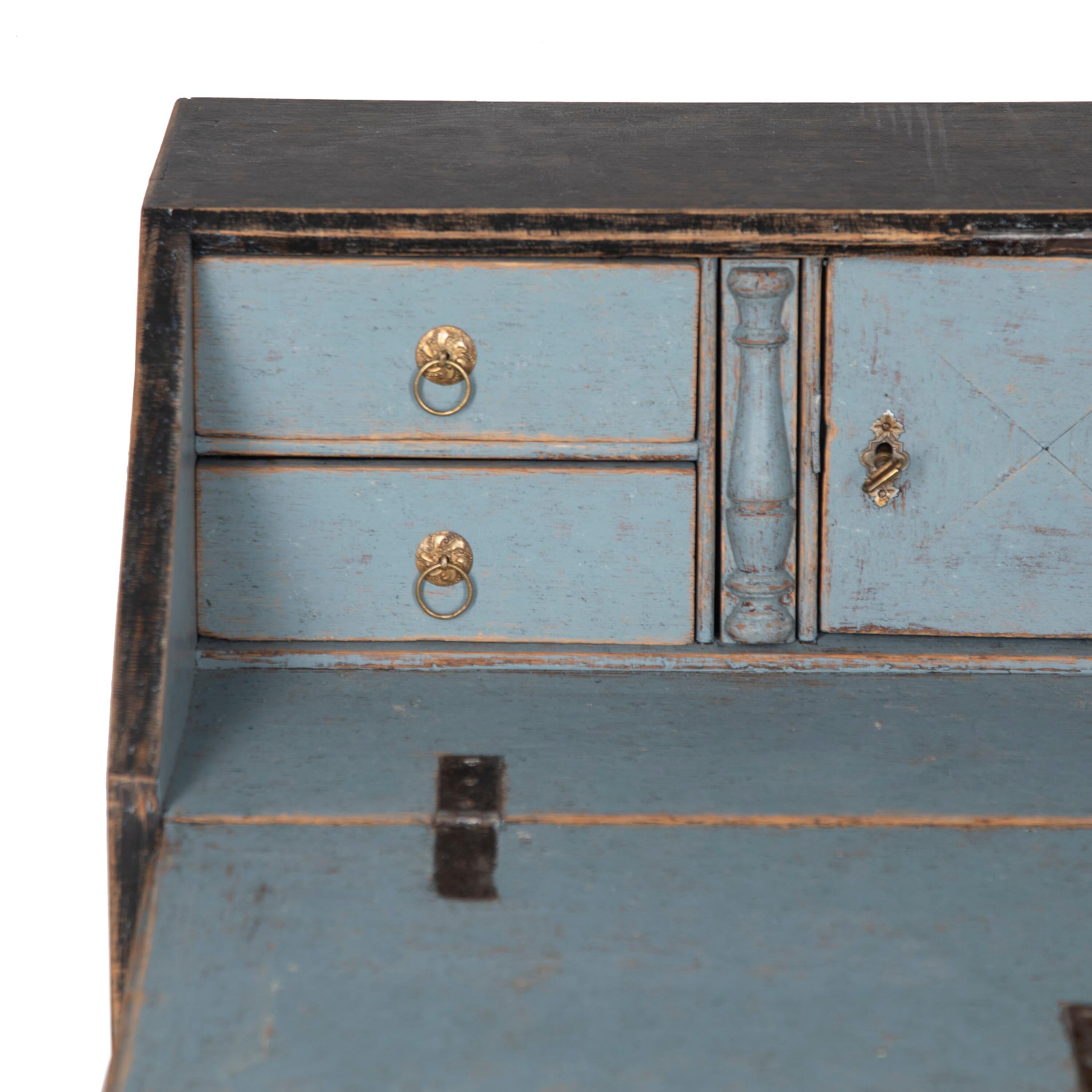 18th Century Rococo Slant Front Desk 5