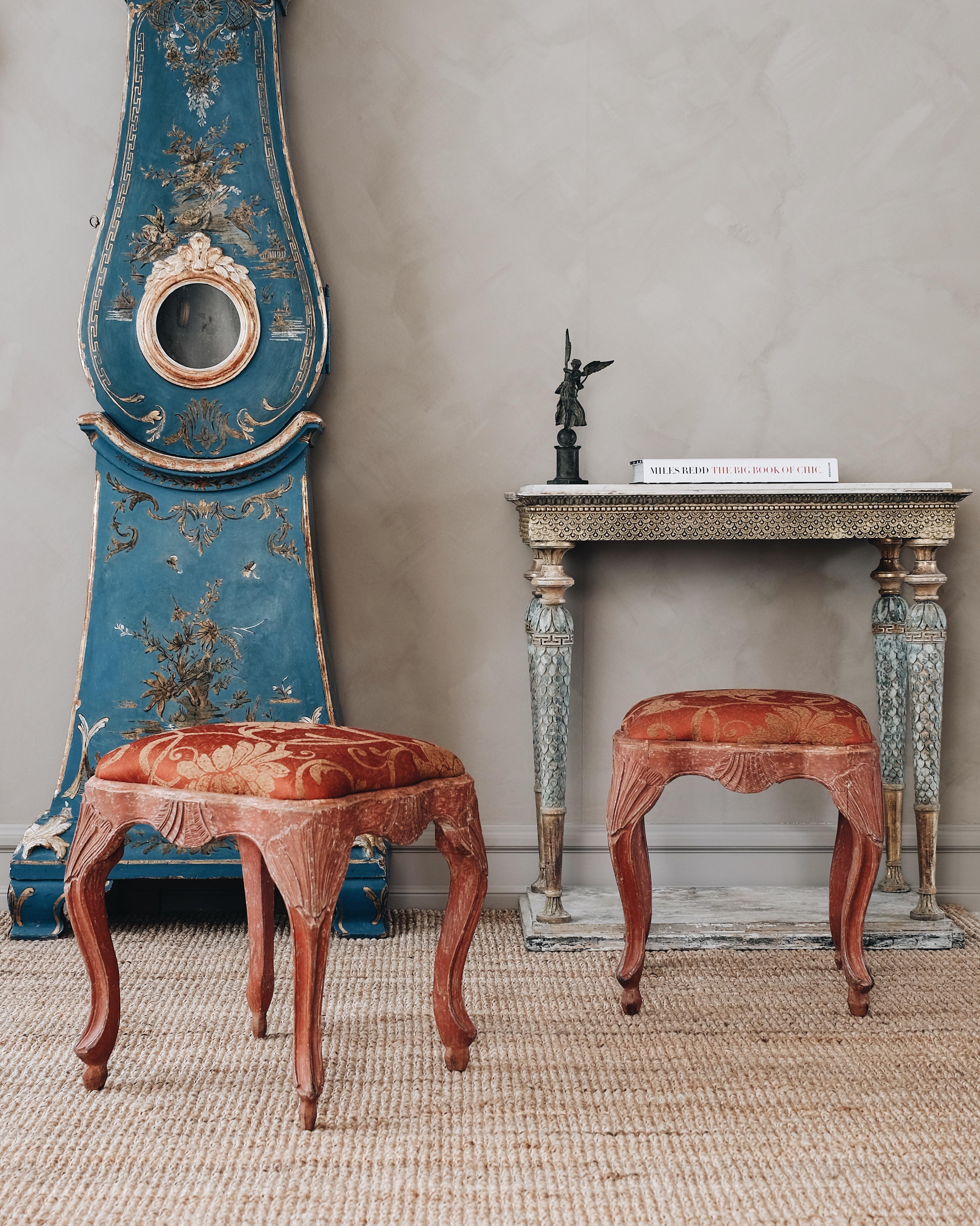 Exceptional pair of 18th century Rococo stools in original condition, great shape, and carvings, Stockholm, Sweden, circa 1770. 

Provenance: Lars Sjöberg private collection. Sjöberg is a Swedish art historian and prolific author who worked at the