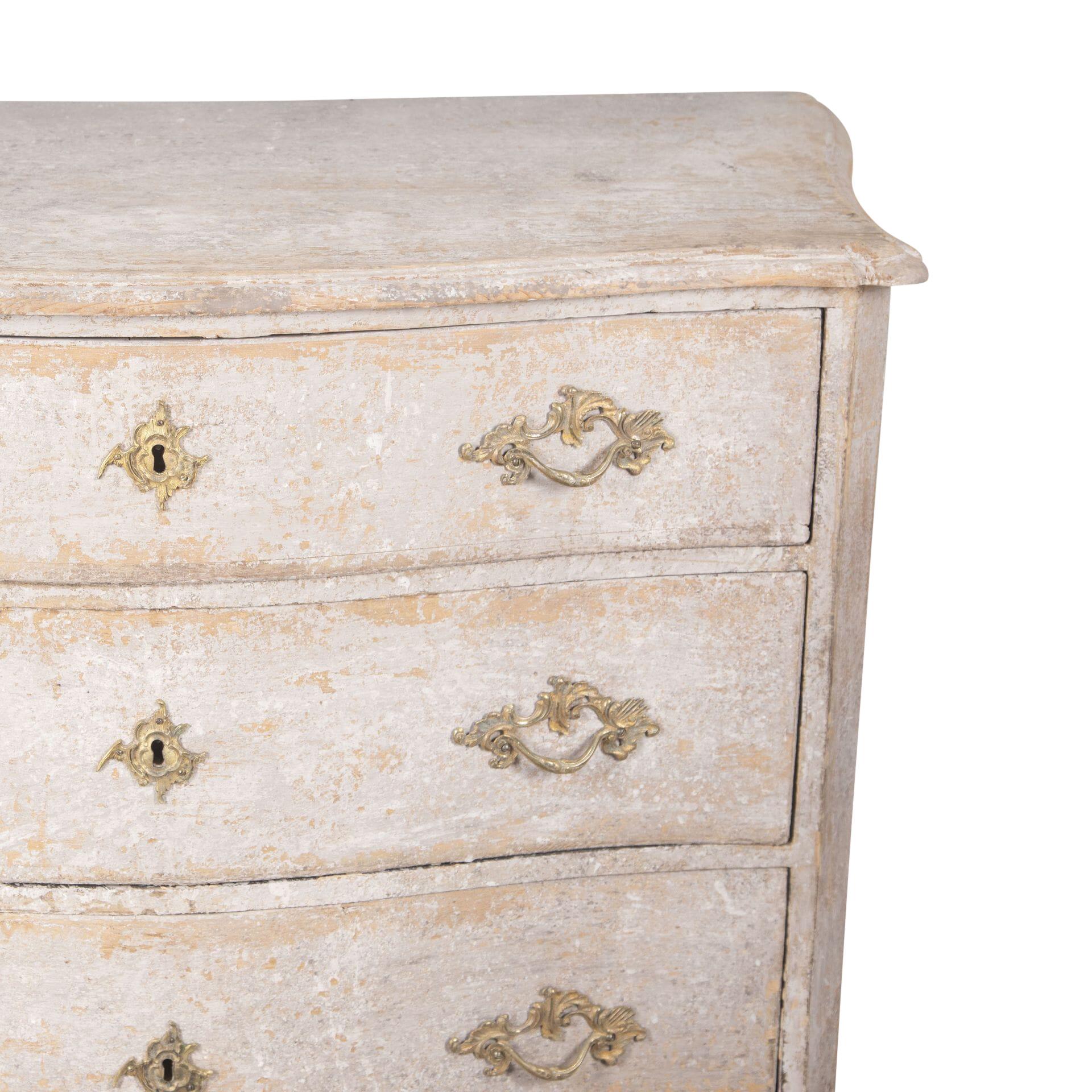 18th Century Rococo Swedish Commode For Sale 4