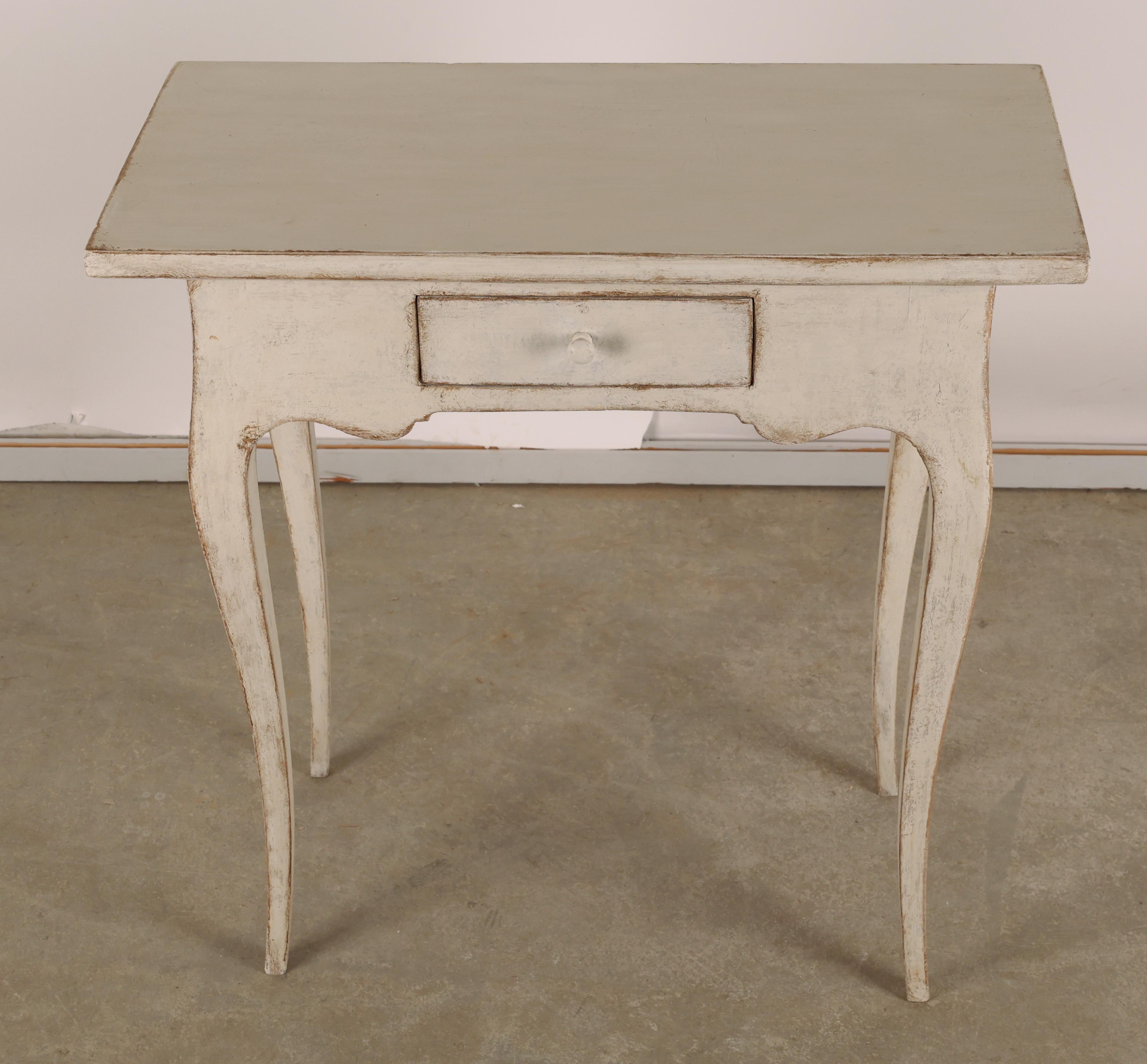 Pin Table rococo du 18e siècle en vente