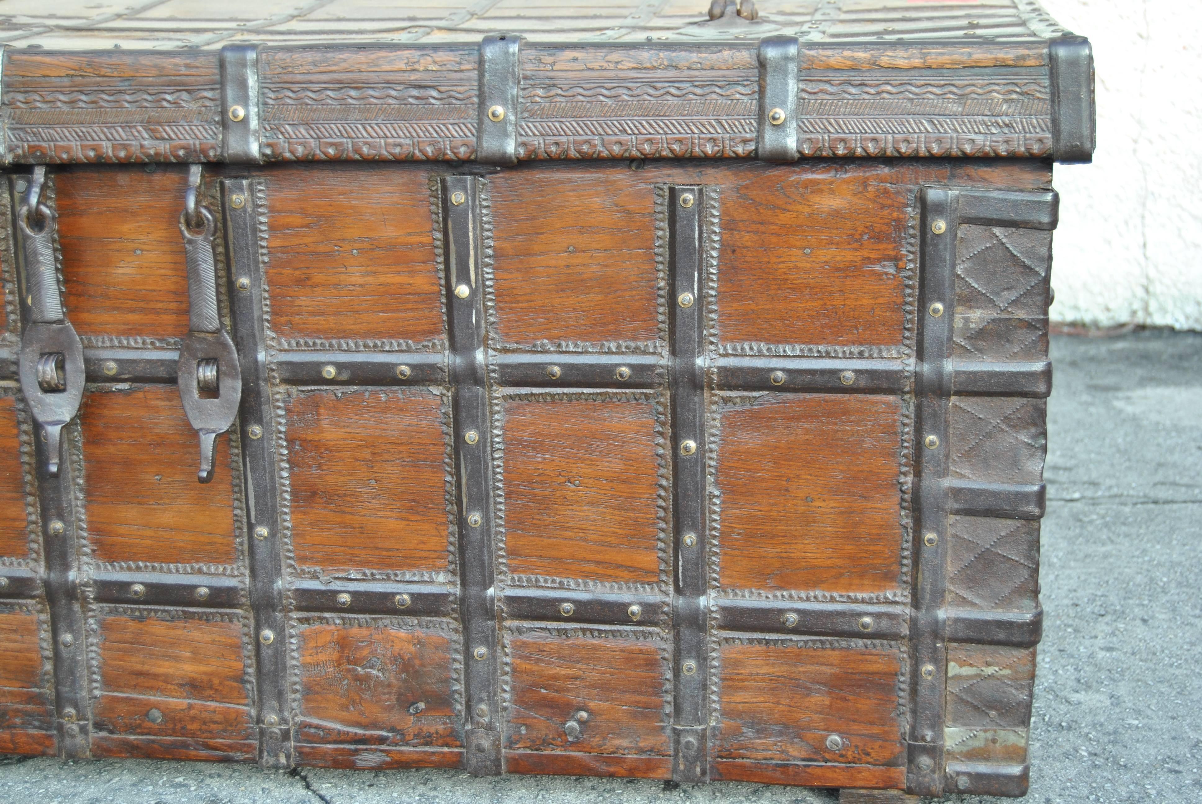 British Colonial 18th Century Rosewood Blanket Chest from India