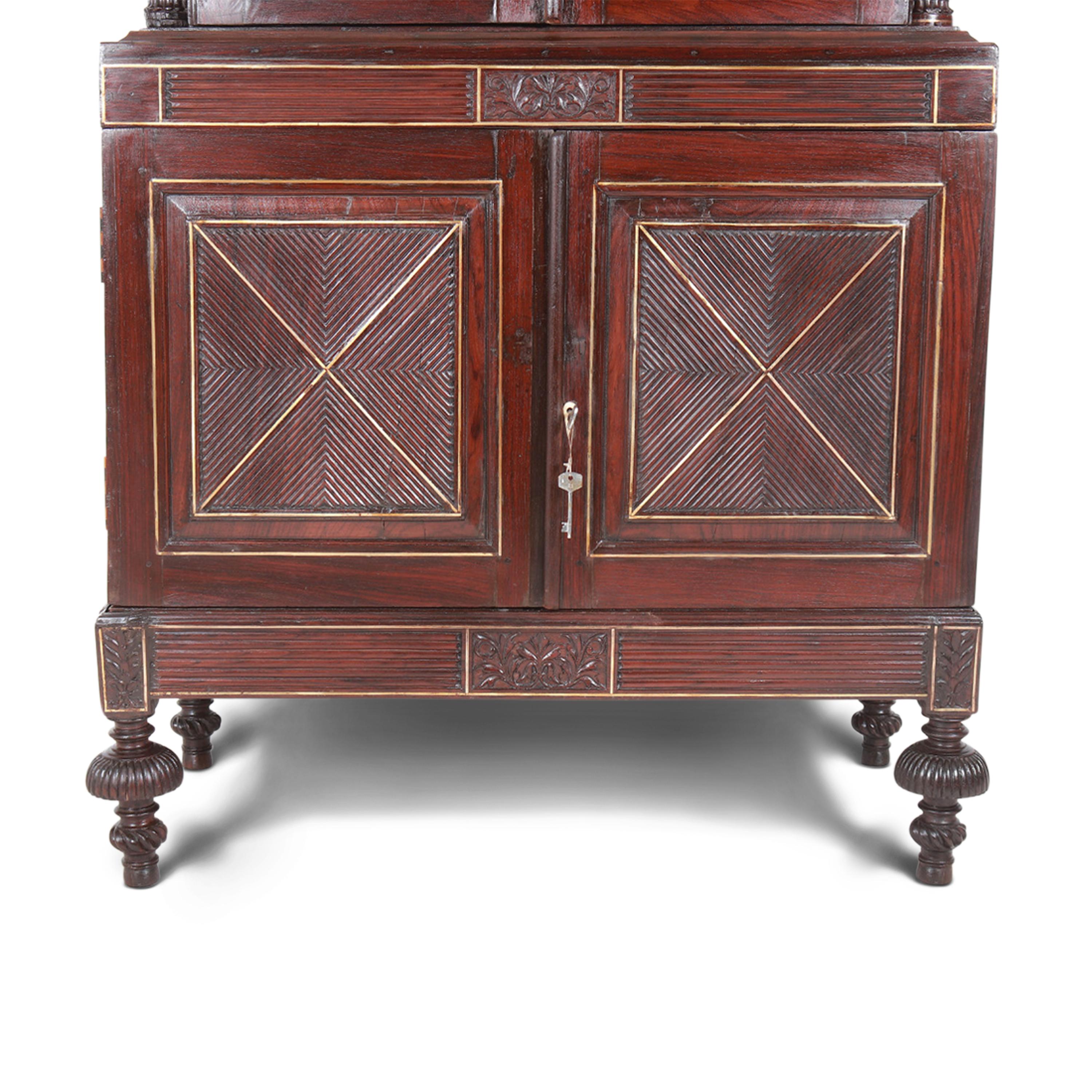 18th Century Rosewood Dutch Colonial Cabinet In Good Condition For Sale In West Hollywood, CA