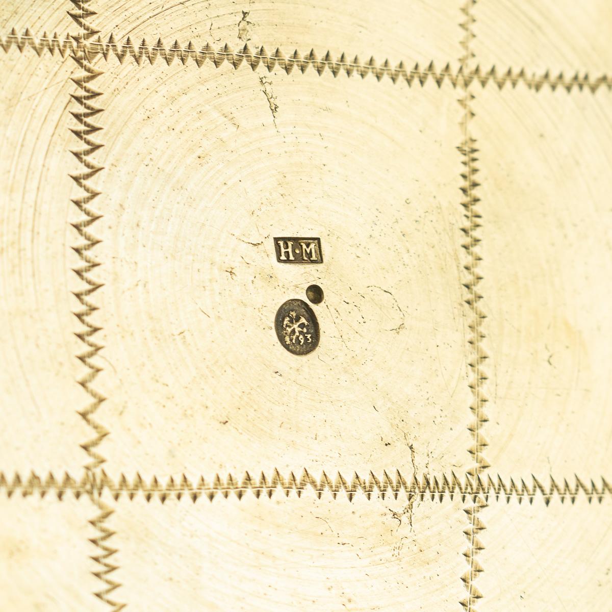Exceptionnelle chope russe en argent et vermeil et en nielle du XVIIIe siècle, Moscou, c.1766 en vente 2