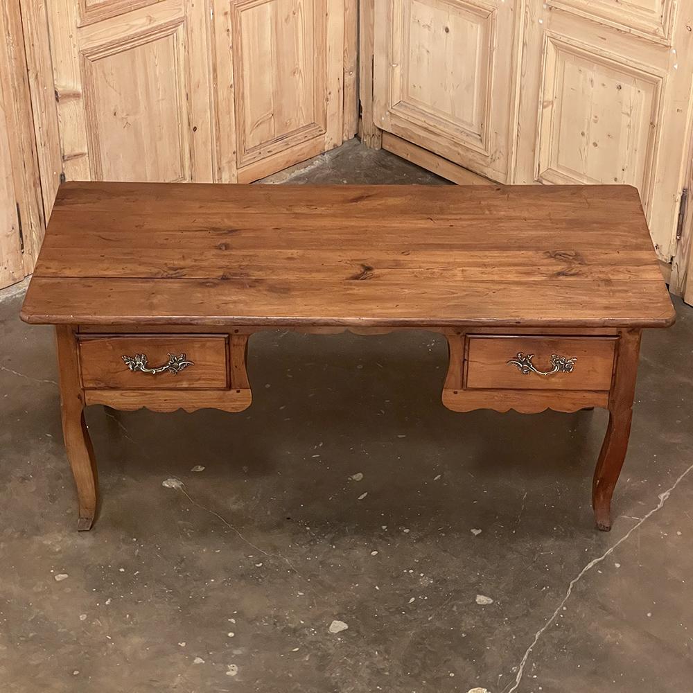 18th Century Rustic Country French Cherrywood Desk ~ Vanity In Good Condition For Sale In Dallas, TX