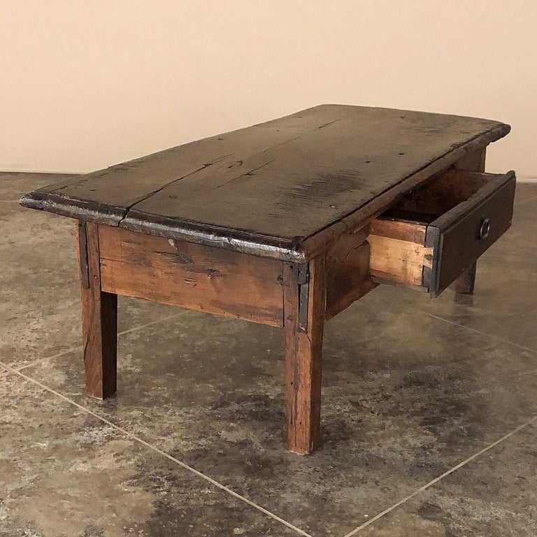 18th Century Rustic Country French Coffee Table In Good Condition In Dallas, TX