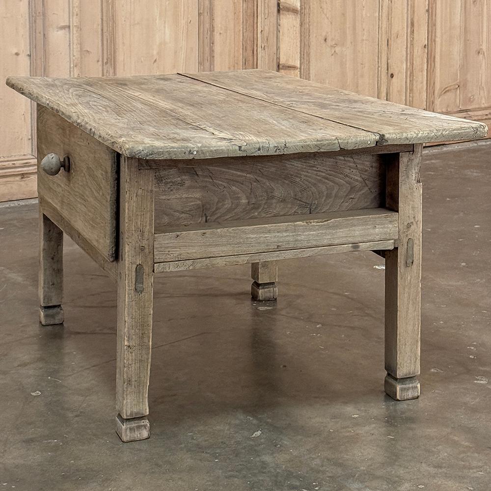 18th Century Rustic Country French End Table For Sale 8