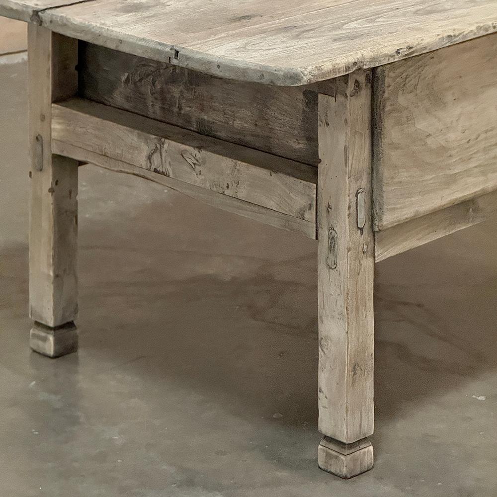 18th Century Rustic Country French End Table For Sale 3