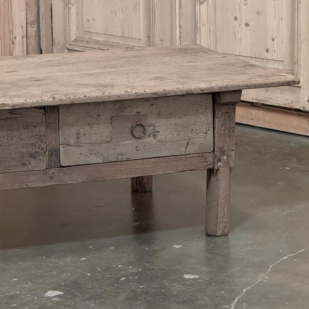 18th Century Rustic Country French Stripped Coffee Table For Sale 5