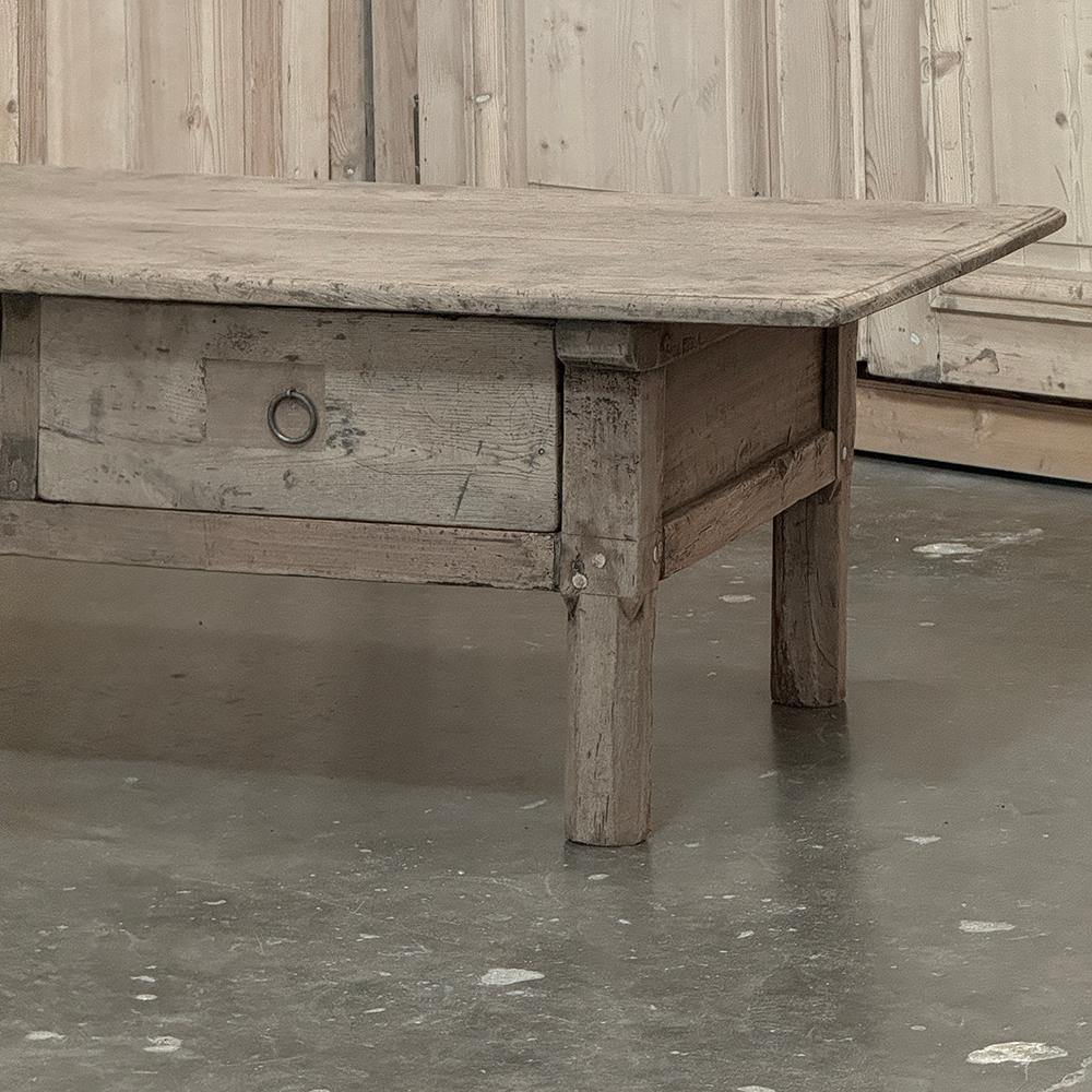18th Century Rustic Country French Stripped Coffee Table For Sale 7