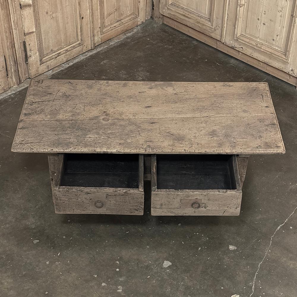18th Century Rustic Country French Stripped Coffee Table In Good Condition For Sale In Dallas, TX